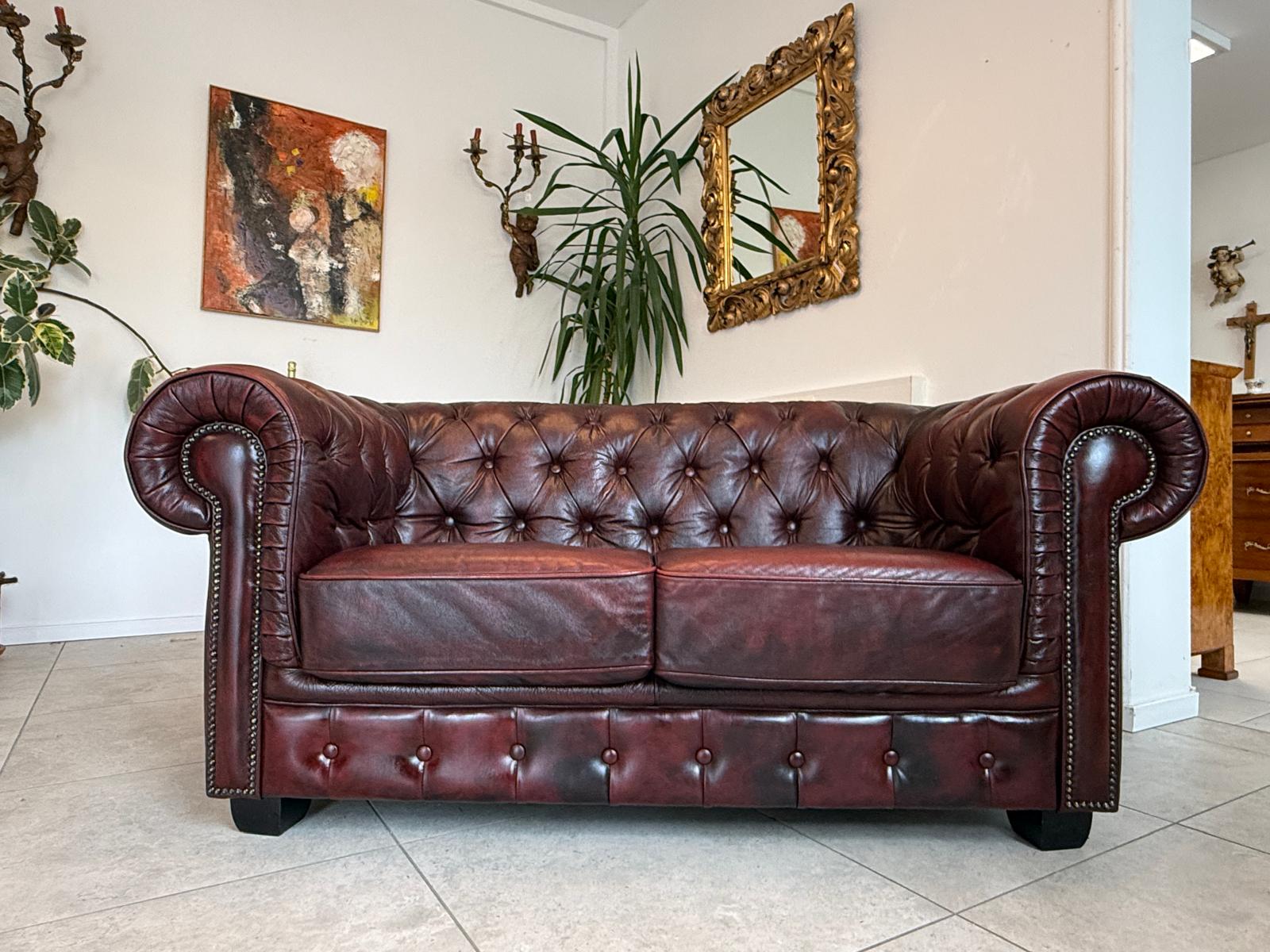 Chesterfield 2er Clubsofa Diwan Couch Oxblood Kultmöbel G1725