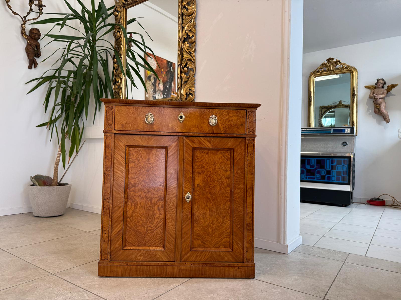 Restauriertes Biedermeier Trumeau Anrichte Antiquität D1193