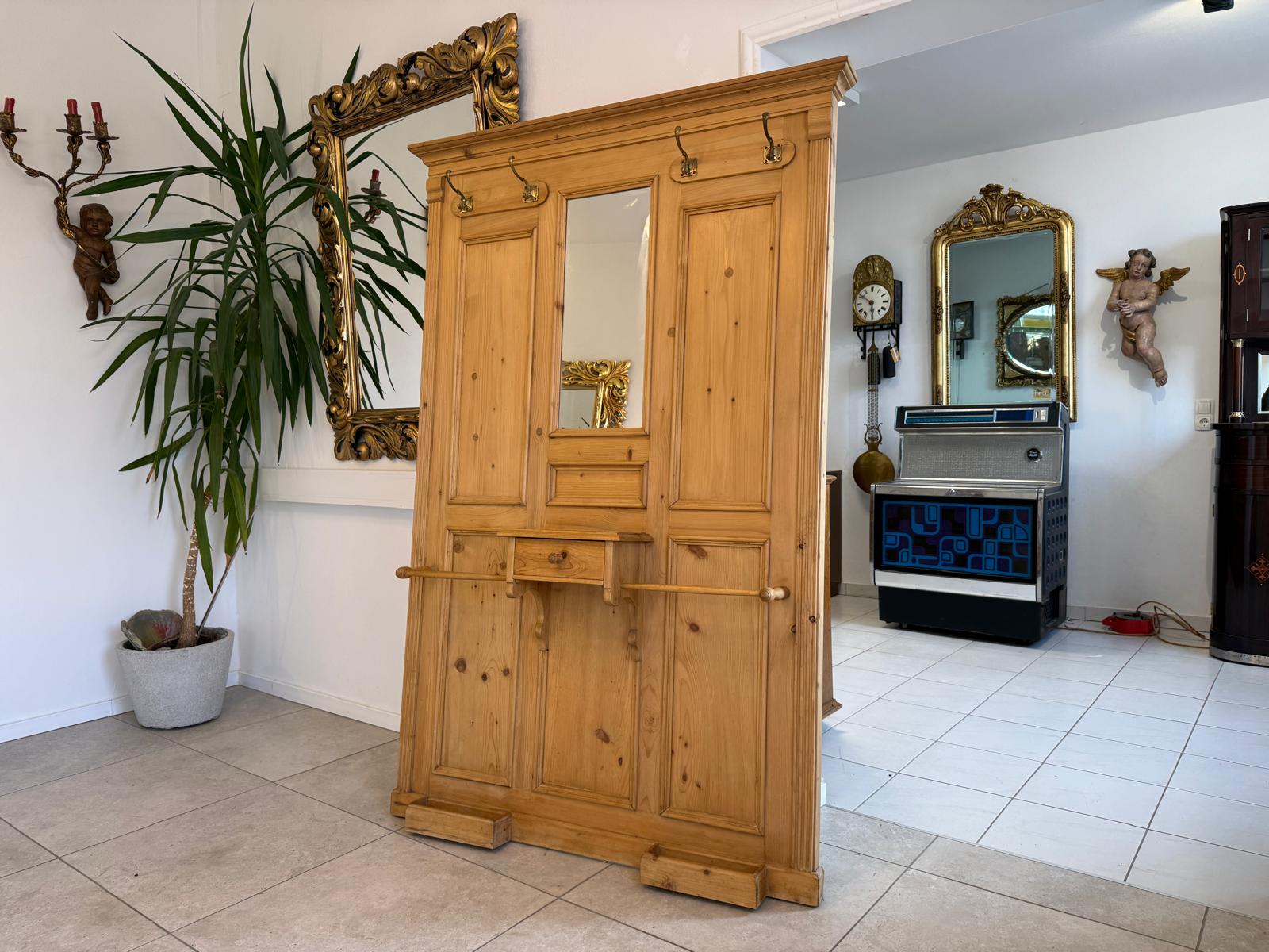 Bäuerliche Gründerzeit Garderobe Kleiderablage Weichholz Antik G1048-1