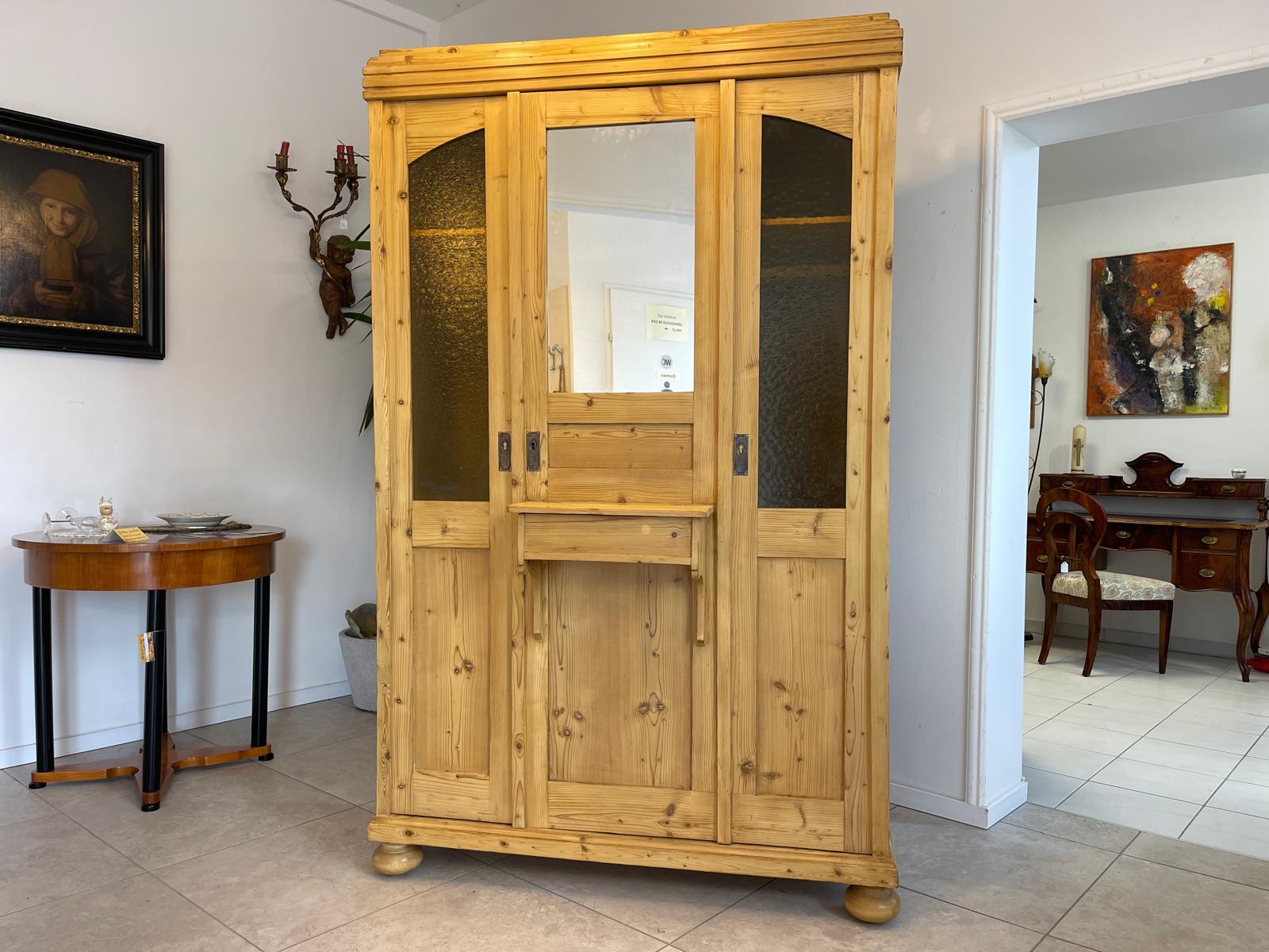 Restaurierter Jugendstil Schrank Kleiderkasten Spiegelschrank G1328
