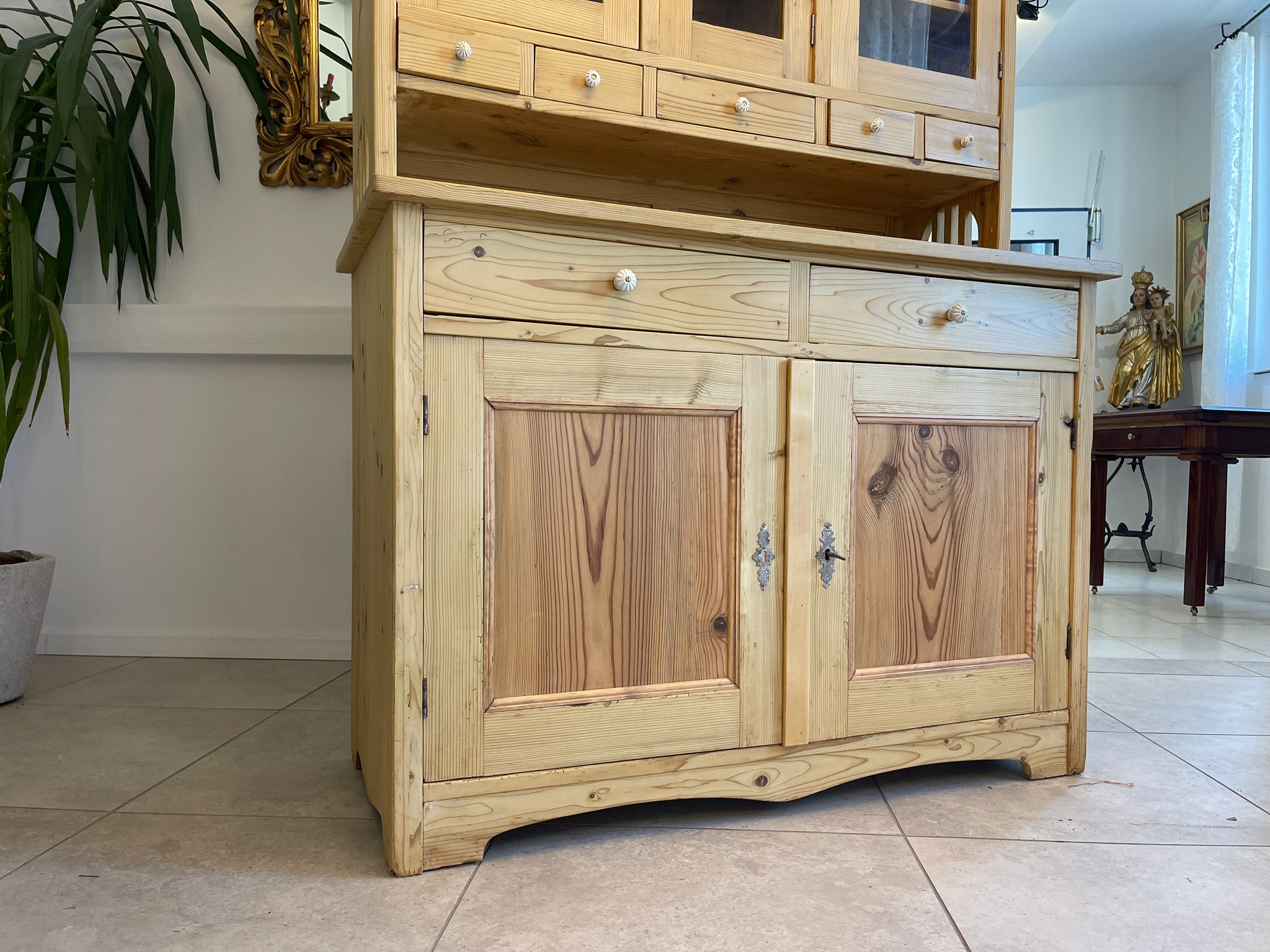 eb096bd7-0fe6-4482-8ef9-8c993d91c4bd Jugendstil Küchenbuffet Küchenschrank Küchenkredenz A4899