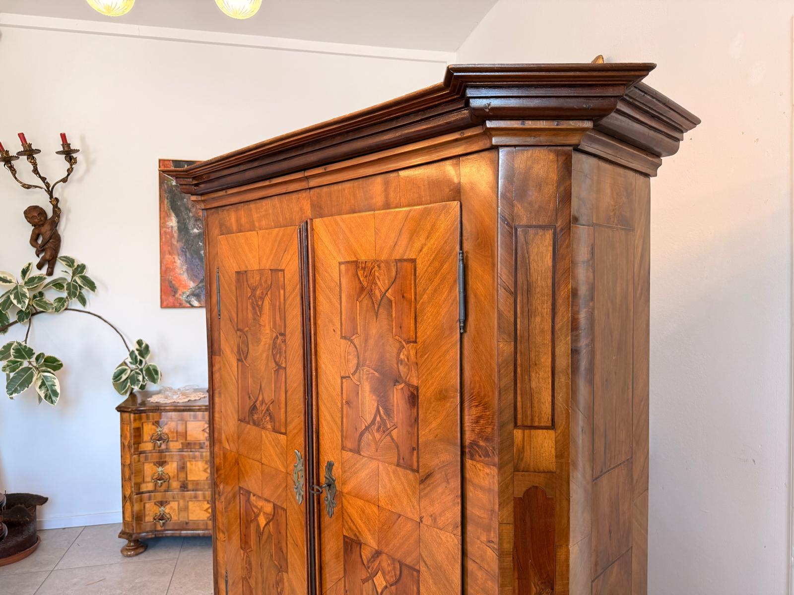 Prachtvoller Barockschrank Bauernschrank Antik Authentisch D2816