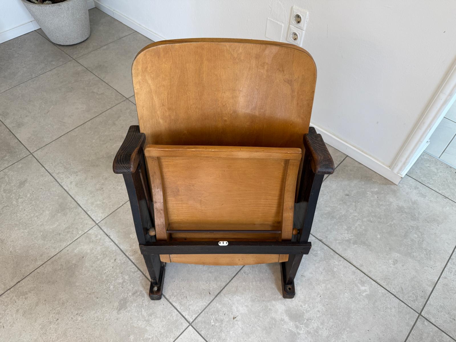 Originale Kinosessel 1er Sitz Klappstuhl Stuhl Sitzgruppe G2129