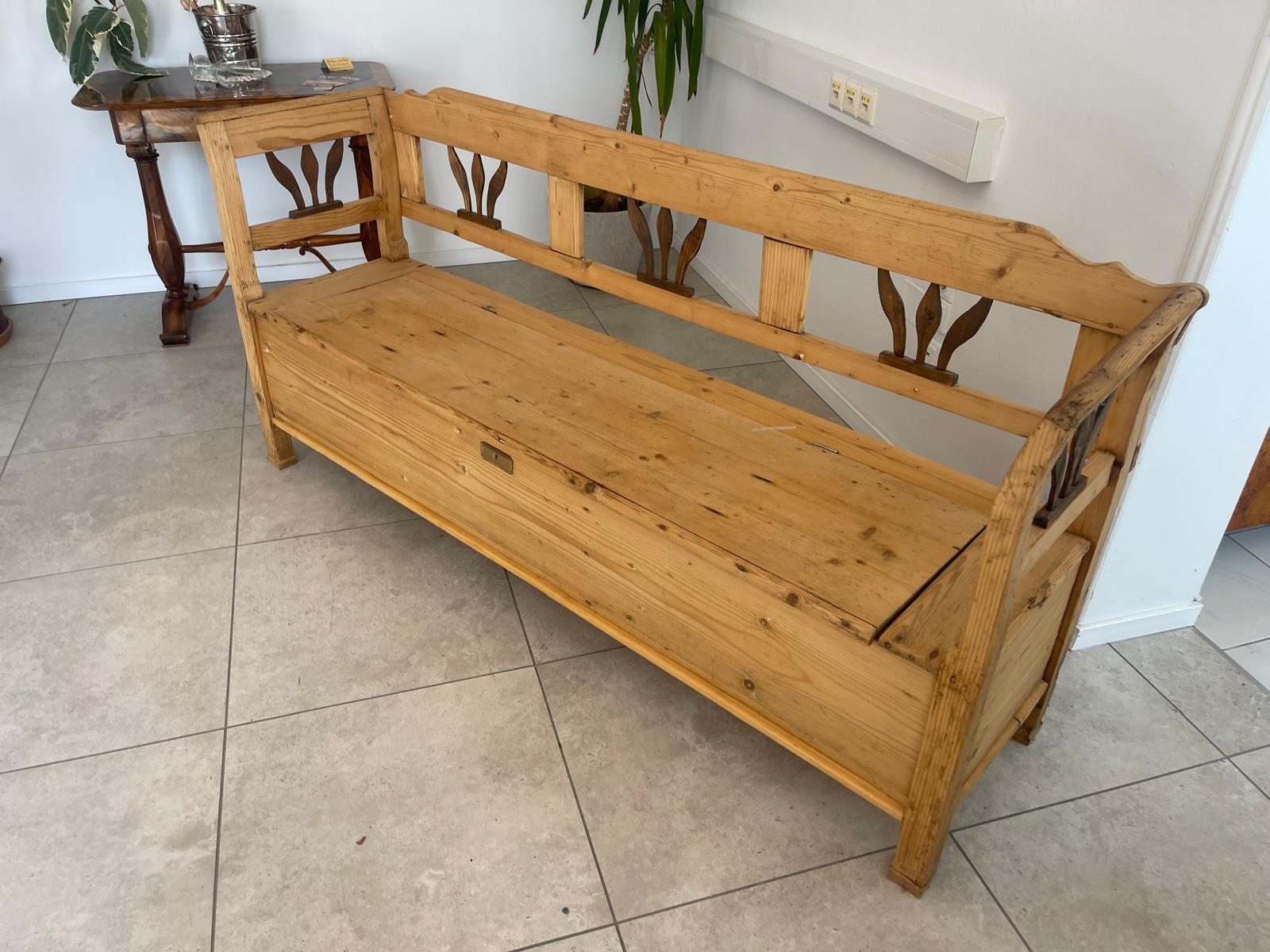 Sale Provinzielle Biedermeier Truhenbank Landhausbank G1707