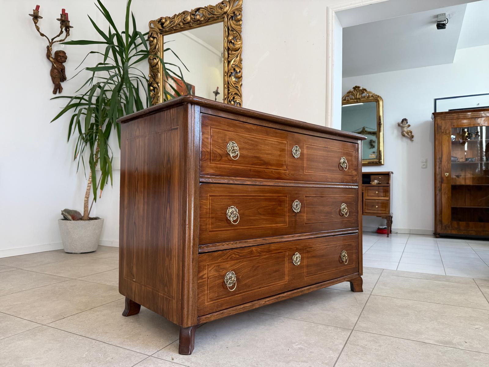 Restaurierte Biedermeier Kommode 3 Ladenkommode Nussholz Antiquität G2213