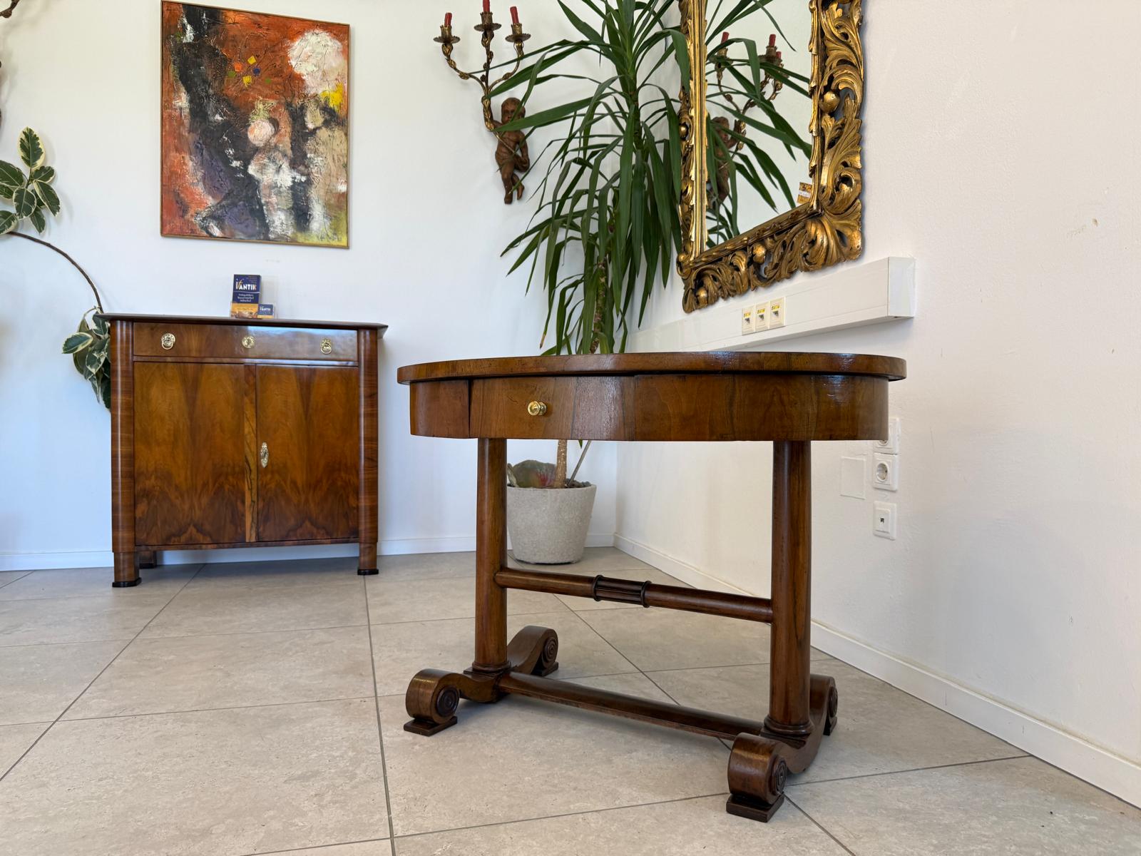 Spätbiedermeier Tischerl Biedermeier-Tisch Nussholz Schreibtisch D2333