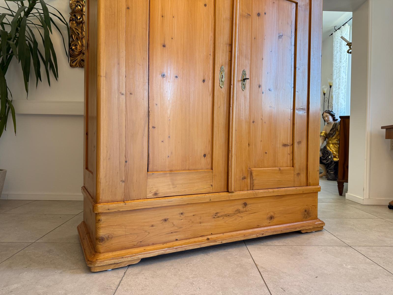 Originaler Bauernschrank Biedermeierschrank Hallenschrank Bauernkasten G2092