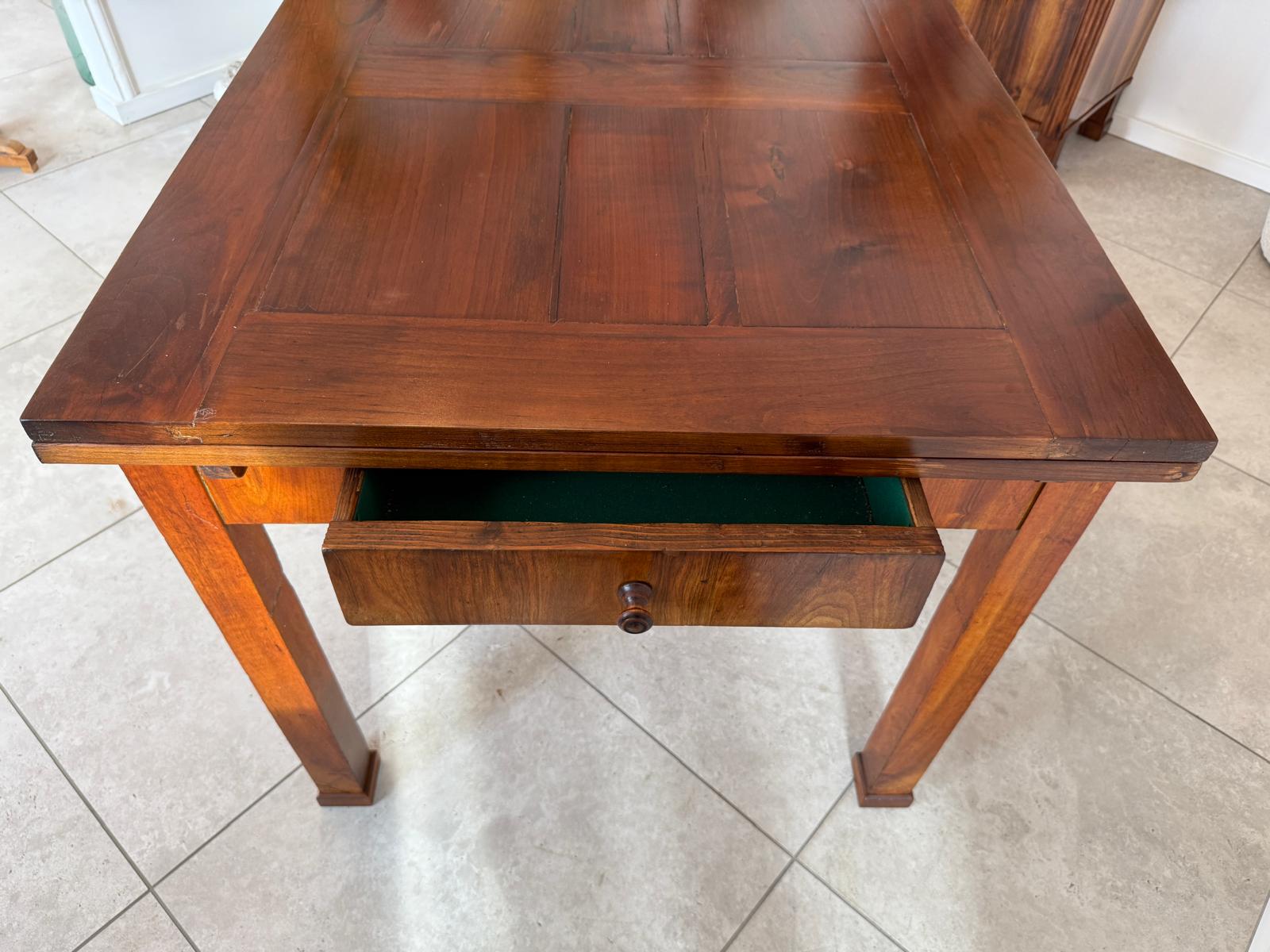 Biedermeier Auszugtisch Speisetisch Tisch Nussholz G2109