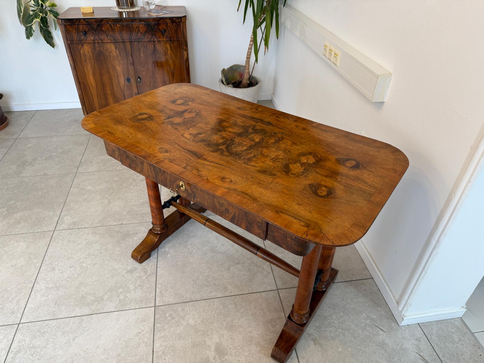 SALE Originaler Biedermeier Tisch Beistelltisch Dannhauser Tisch G1881