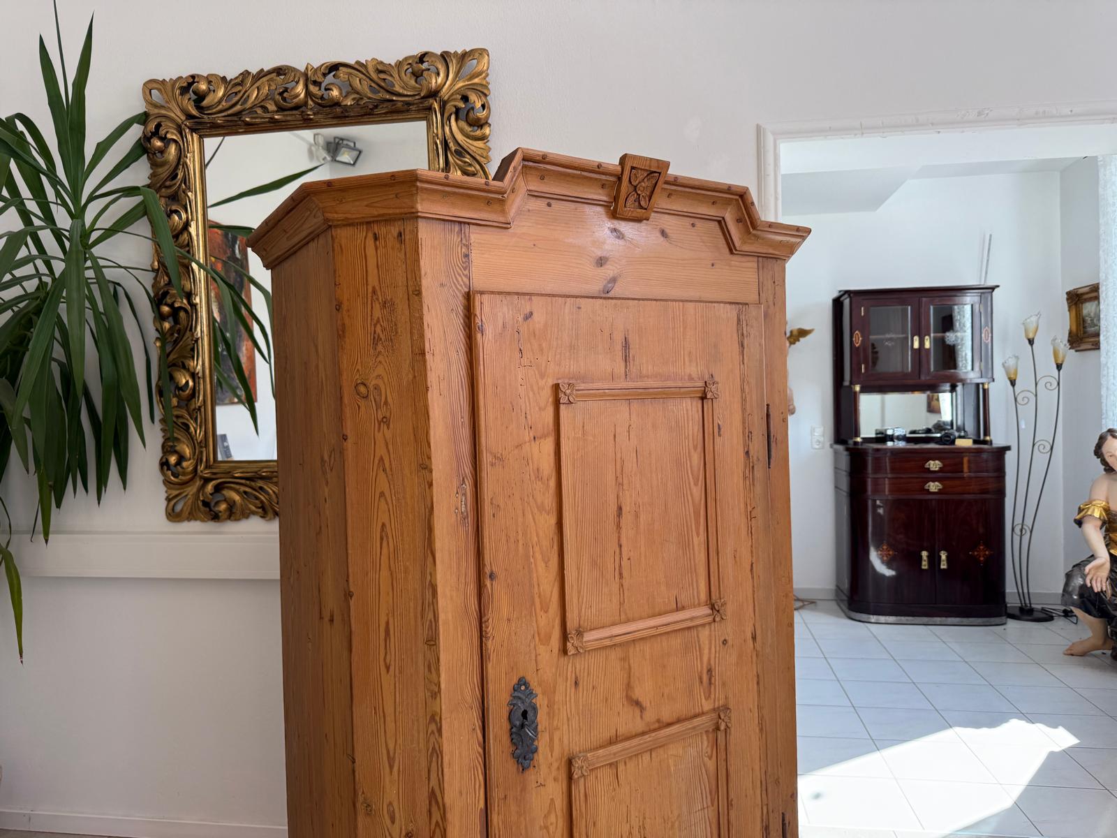 Sale Biedermeier Bauernschrank Barockschrank Tirol D2494