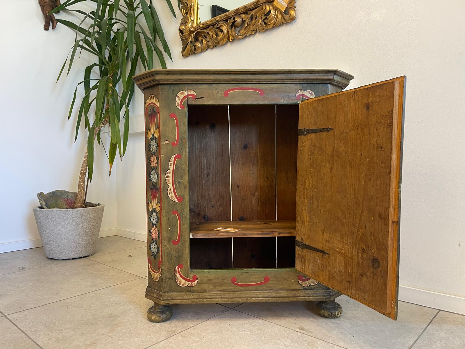 Bäuerliche Anrichte Sideboard Kasterl Bemalt Fichtenholz G1266