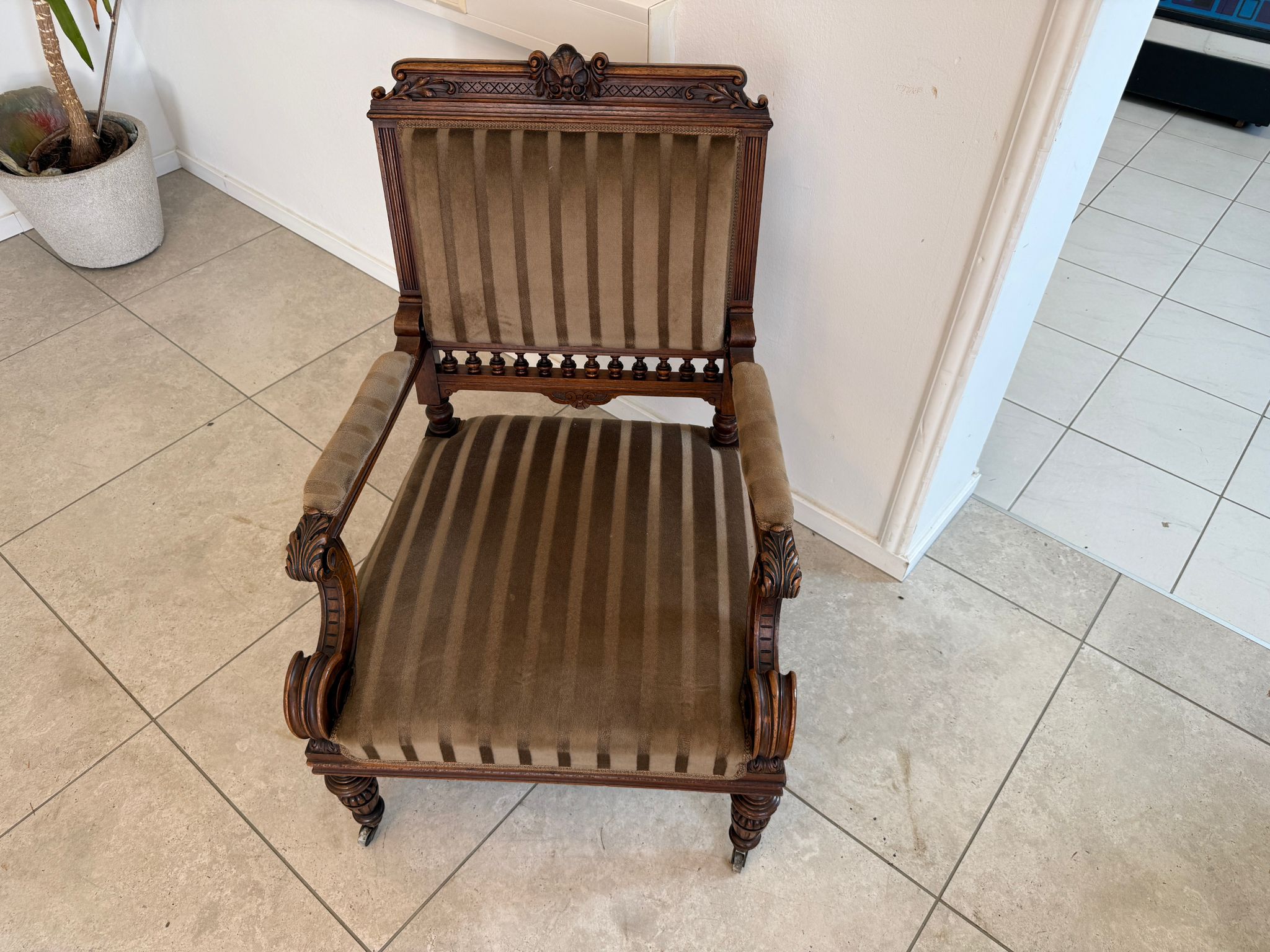 Historismus Armlehnstuhl Fauteuil Sessel Altdeutsch D1249