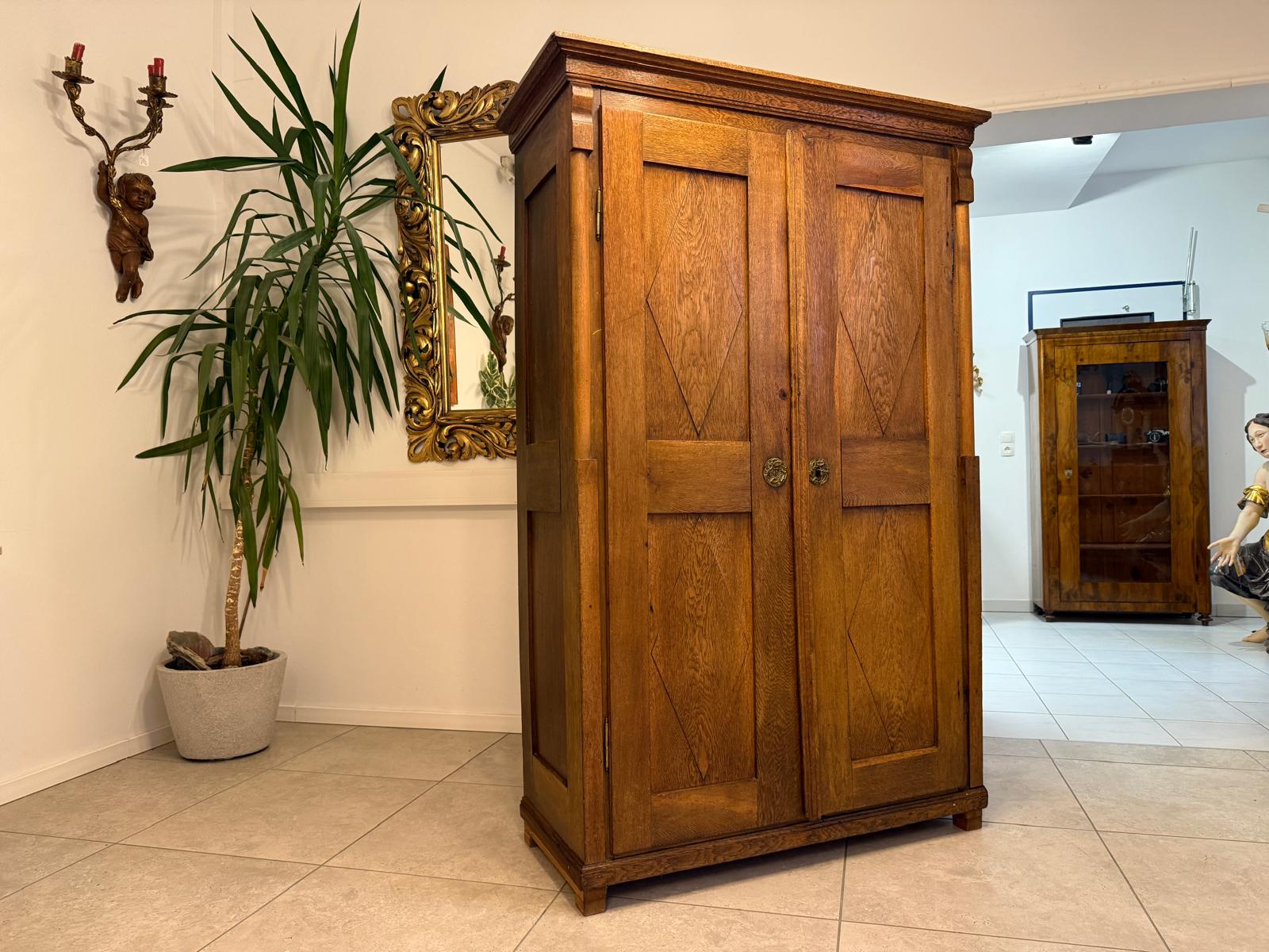 Originaler Eichenschrank Rauchschrank Kasten um 1820 G2258