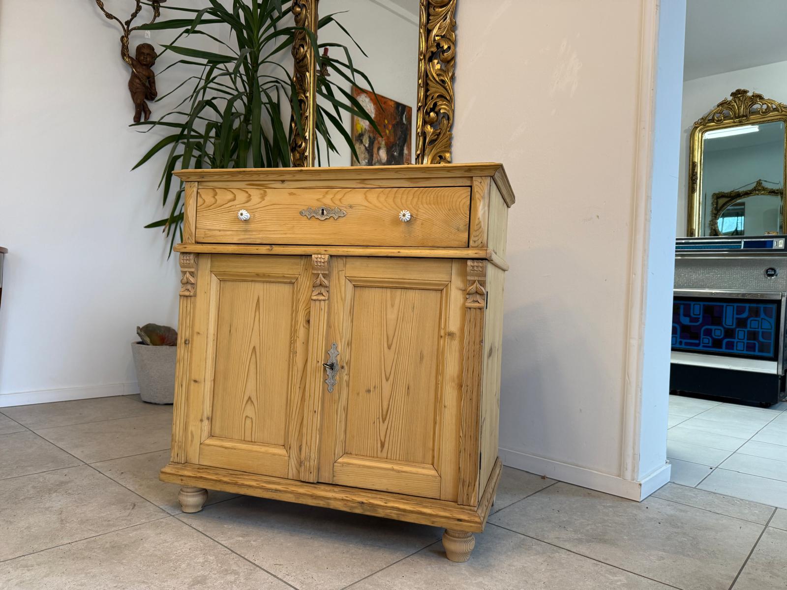 Bäuerliche Anrichte Kommode Laden Kasterl Antik Weichholz D1082