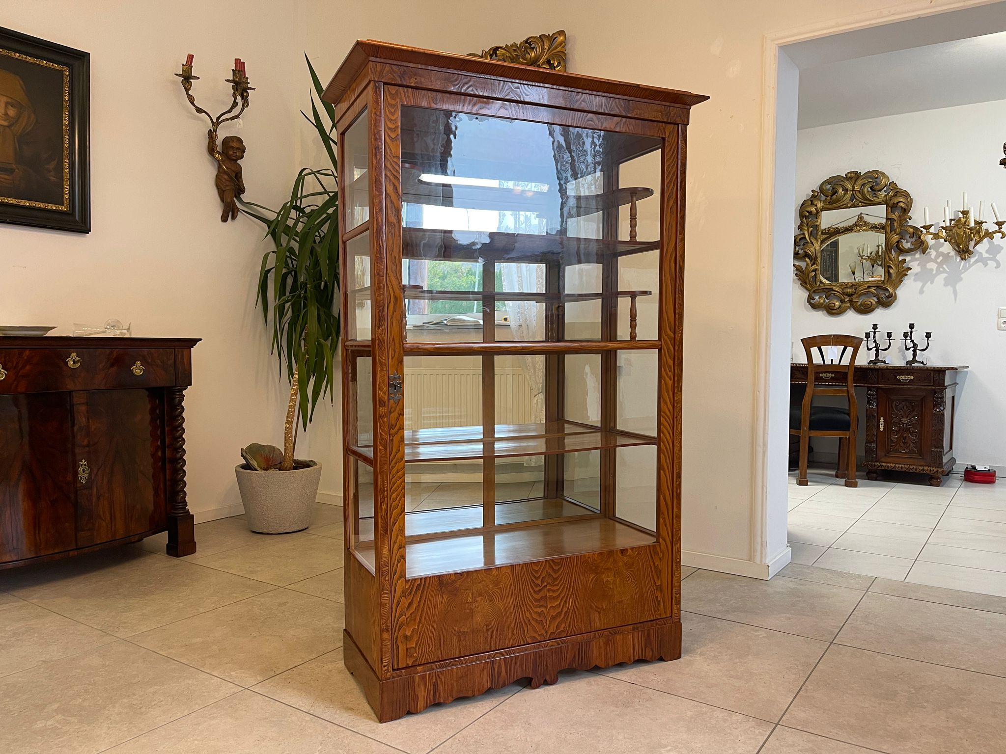 f5a89de3-37b1-42c3-8332-a0830b110b4b Biedermeier Vitrine Bücherschrank Eschenholz A4950