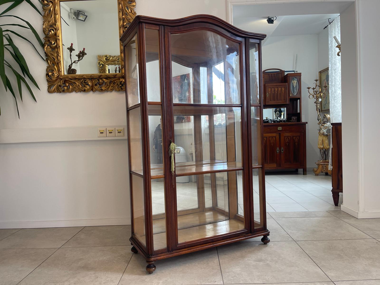 Originale antike Biedermeier Vitrinenschrank Glasschrank Nussholz Antiquiät G1617