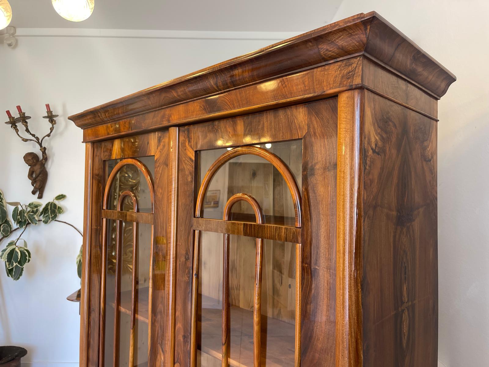TRAUM Restaurierte Biedermeier Vitrine Bücherschrank Glasschrank ANTIQUITÄT G1371