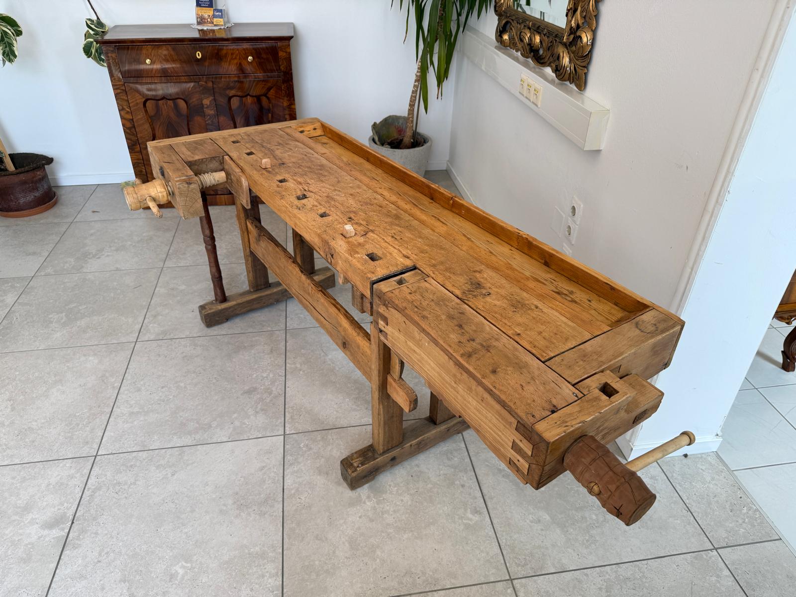Hobelbank antik & restauriert, Werkbank, Designertisch, Thresen D2499