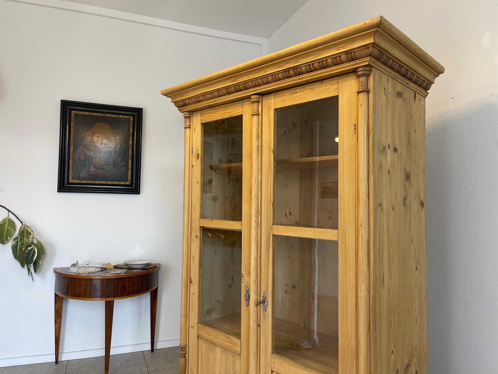 Restaurierte Gründerzeit Bauernvitrine Bauernschrank Bauernvitrine G1160