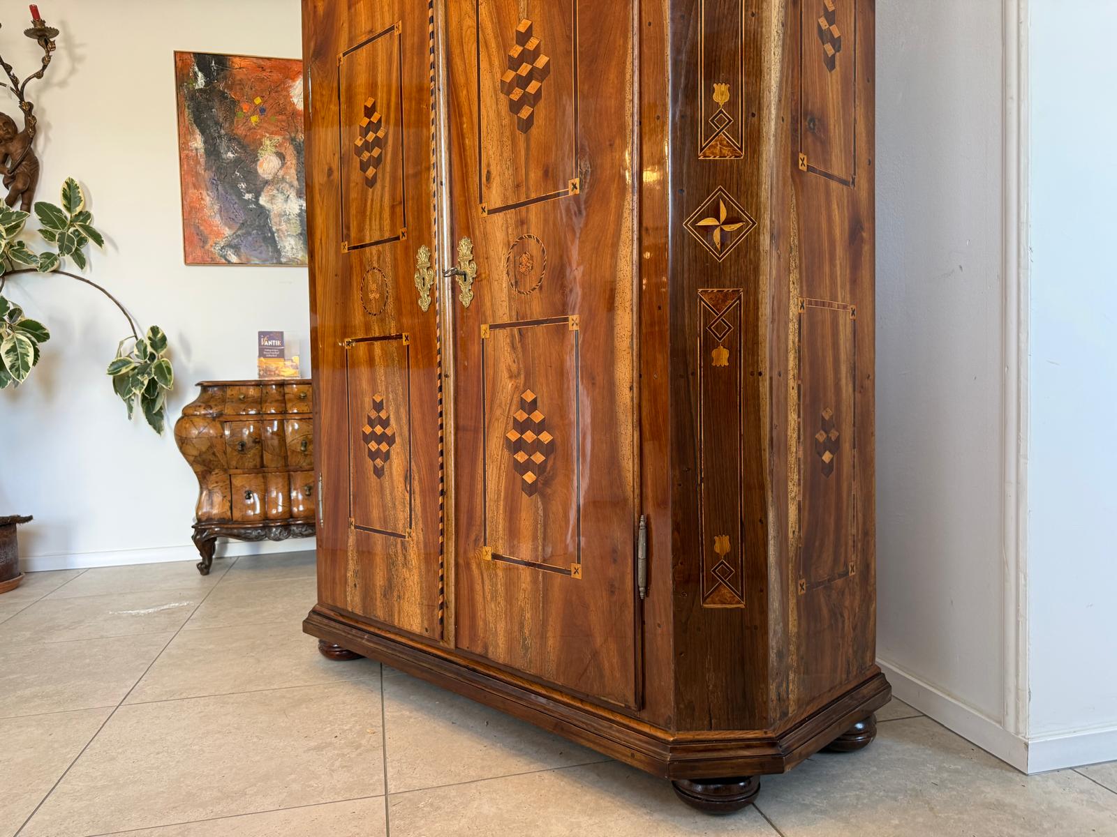 Barocker Hallenschrank Barockschrank Maria Theresienschrank D1179