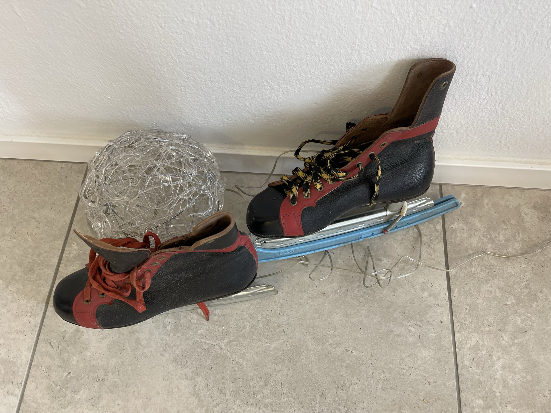 Biedermeier-Barock_41RXr03m6M8zJKv Retro Eislaufschuhe Schuhe Oldschool 1970 B1366