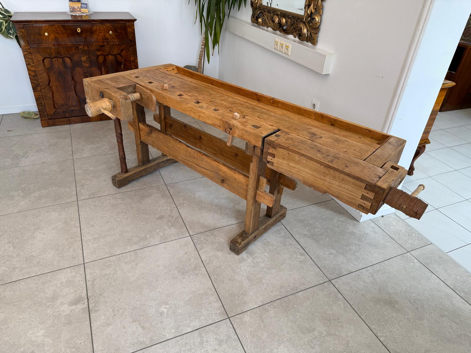Hobelbank antik & restauriert, Werkbank, Designertisch, Thresen D2499