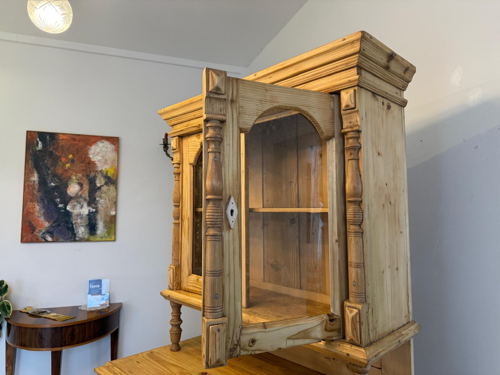 Restaurierte Gründerzeit Küchenkredenz Antike Bauernmöbel Vitrinenschrank D1084