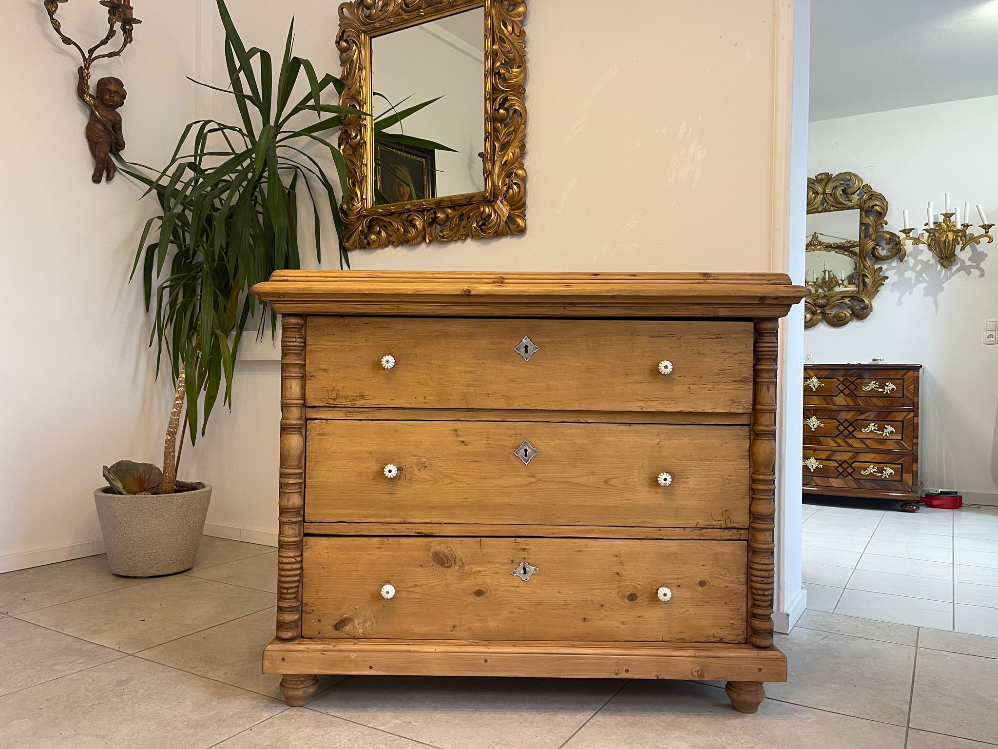9a3f4ac4-b996-4cdb-bd71-db33acdd2f7c Restaurierte Biedermeier Kommode 3 Ladenkommode A5058