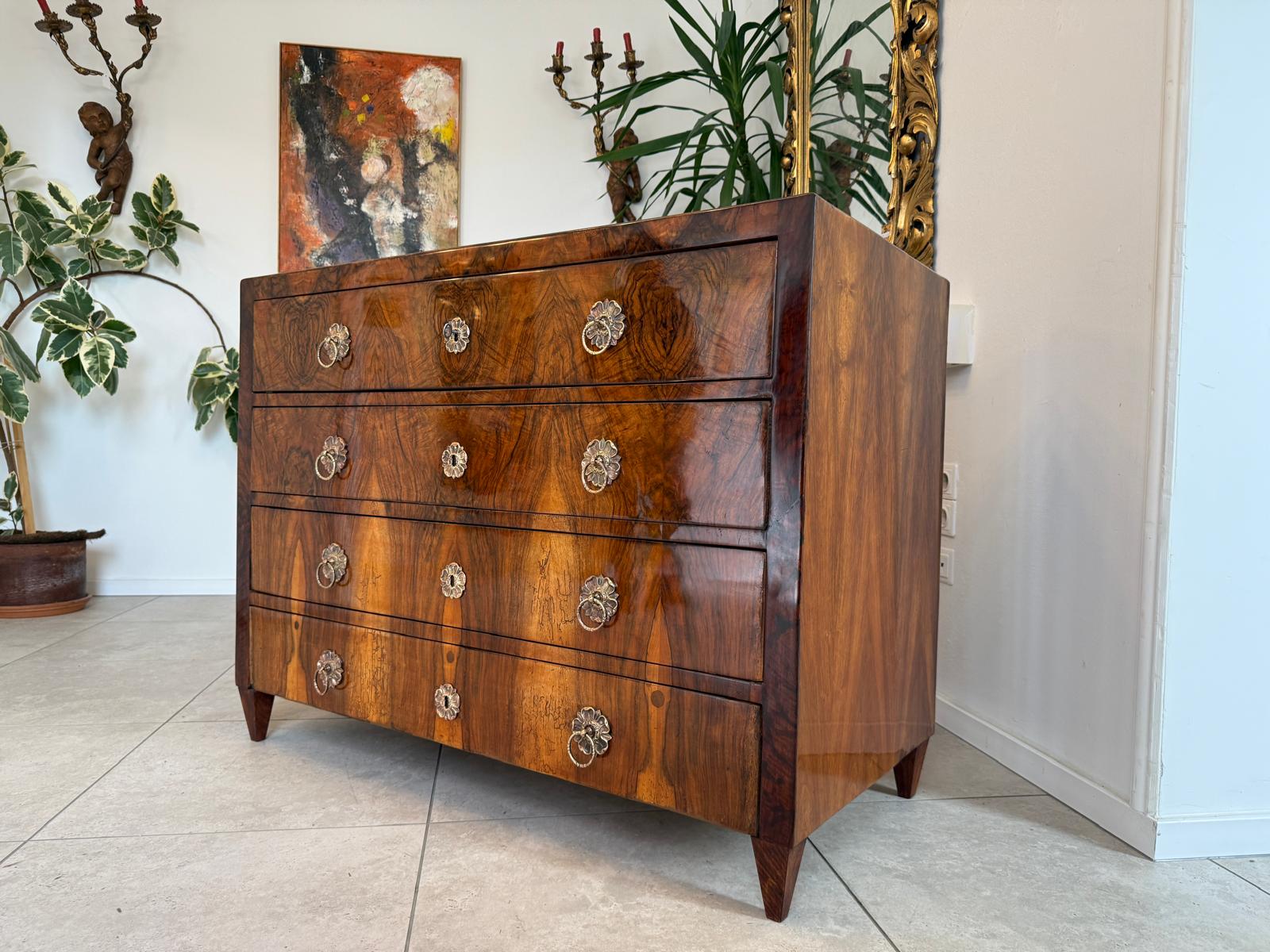 Restaurierte Biedermeier Kommode 4 Ladenkommode Nussholz G2211
