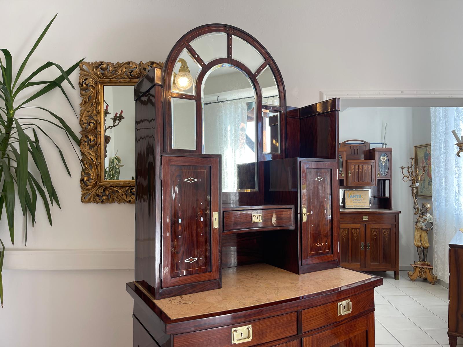 Sale Restauriertes Jugendstil Designerbuffet Aufsatzbuffet Schellack Antiquität G1377-1