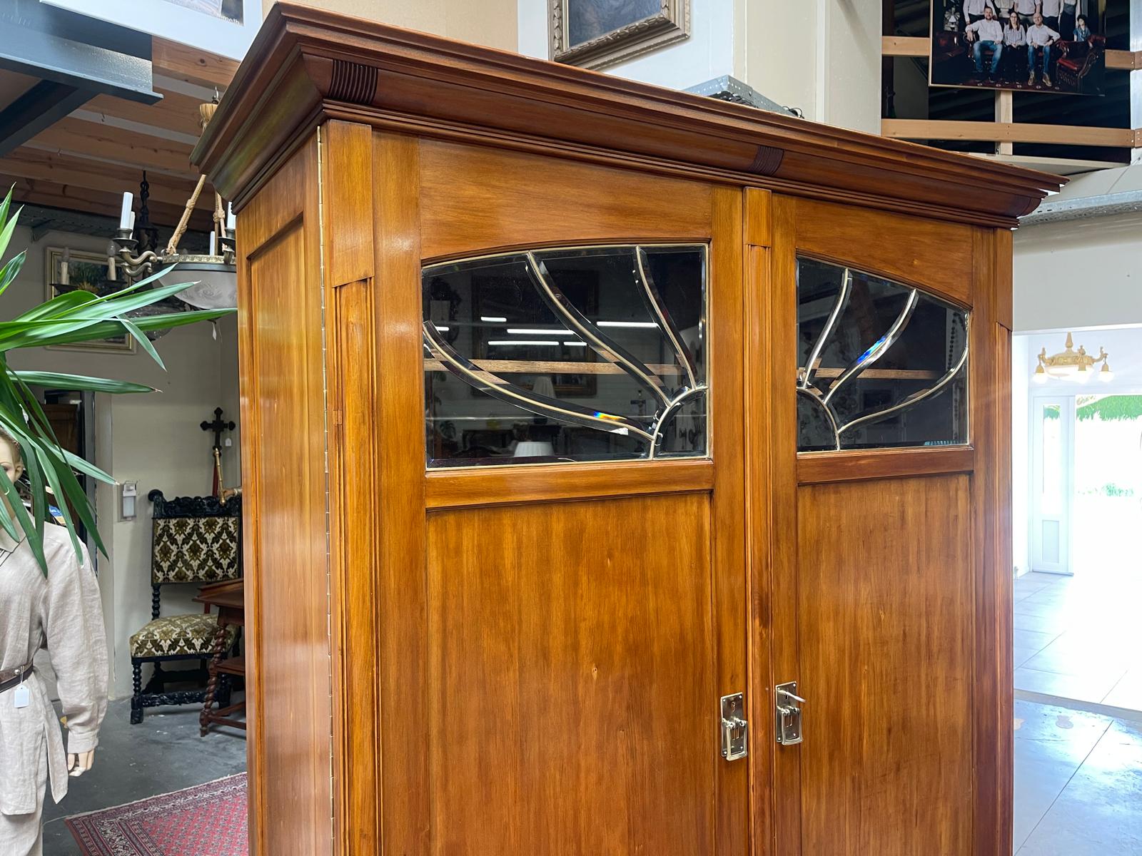 Traum Restaurierte Jugendstil Kleiderschrank Kasten Bücherschrank Antiquität  G1599