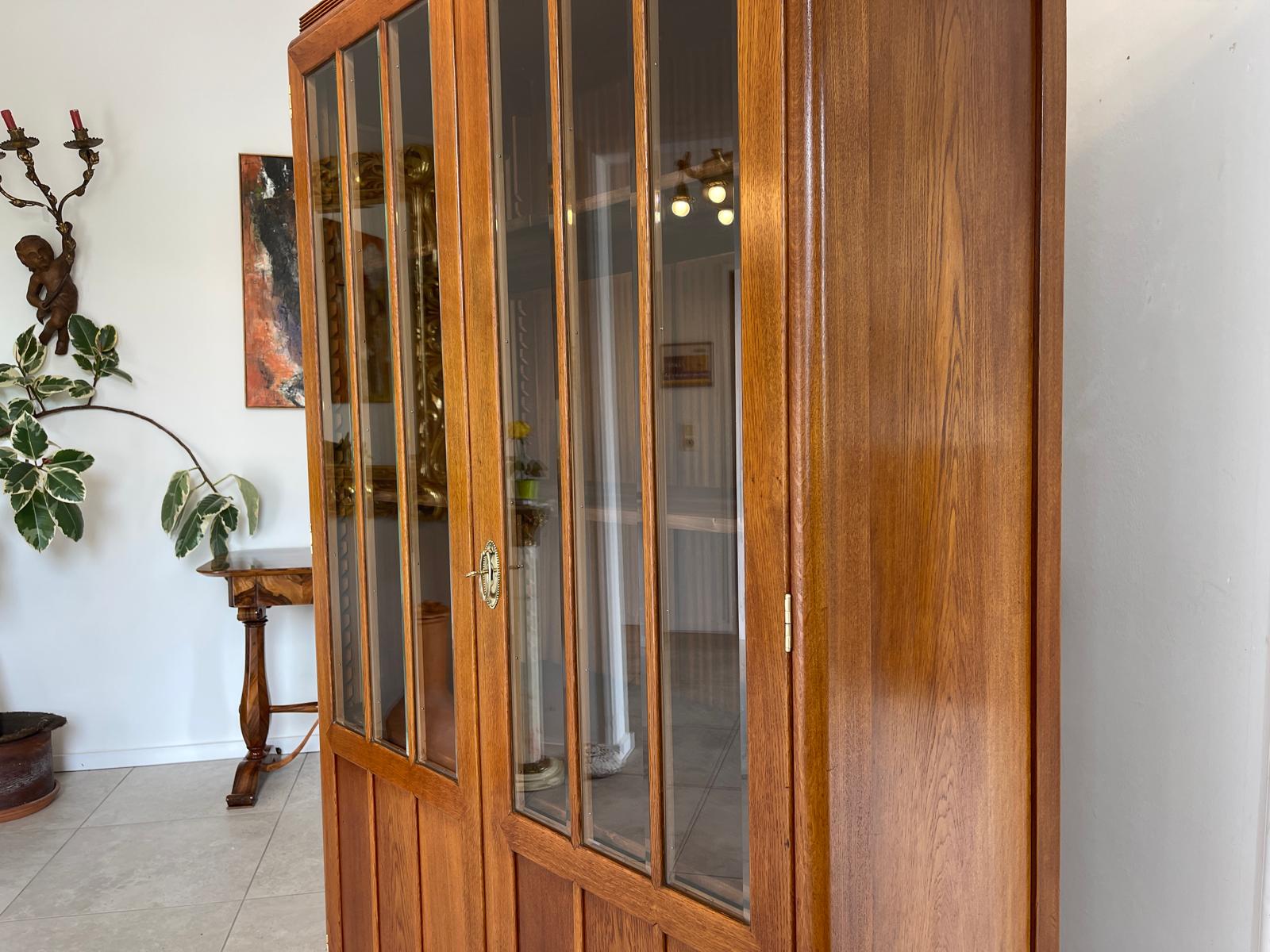 SALE Resturierte Vitrine Bücherschrank Jugendstil Glasschrank G1689