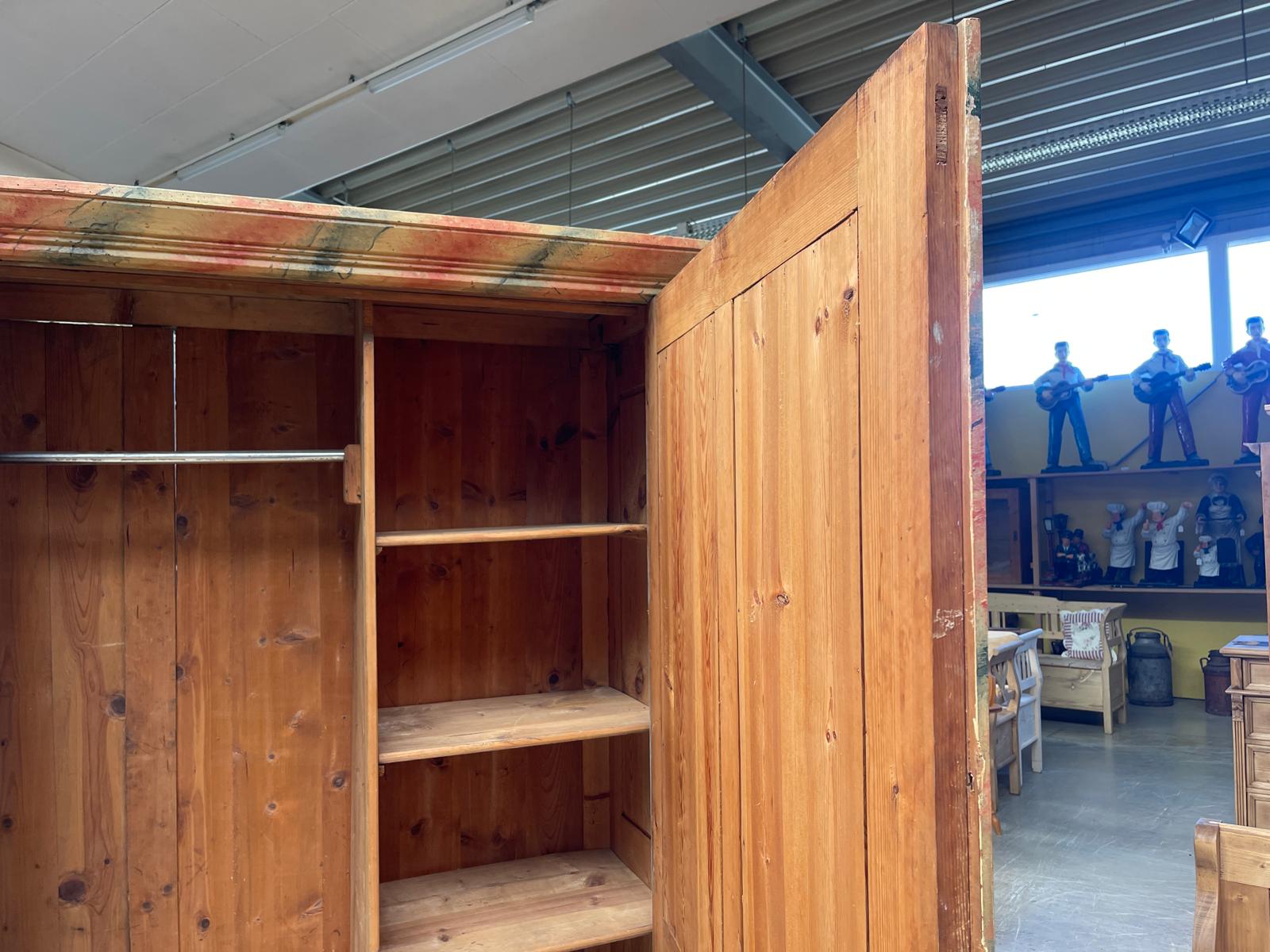 Antiker Sakristei-Schrank Antiquität Rarität Apostelschrank Bauernschrank Handbemalt G1304