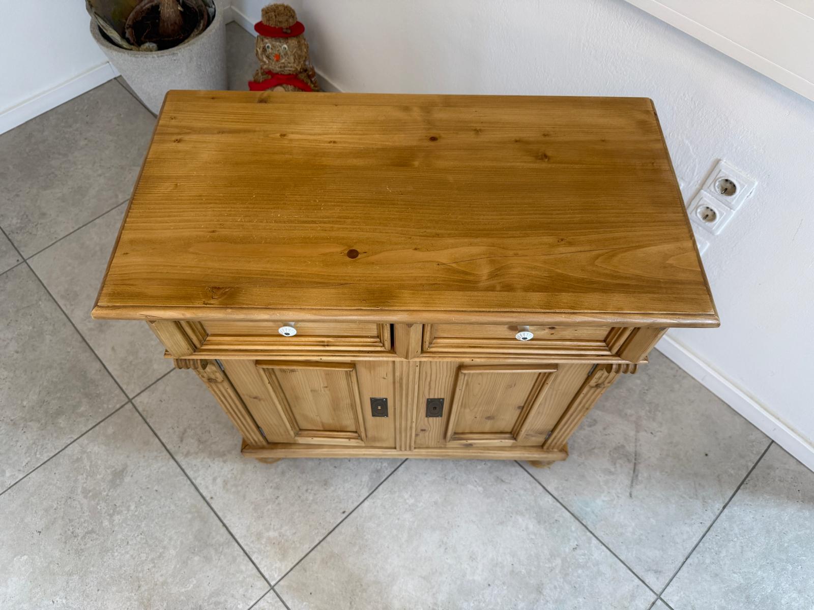 Bäuerliche Ladenkommode Apothekenschrank Anrichte D1015