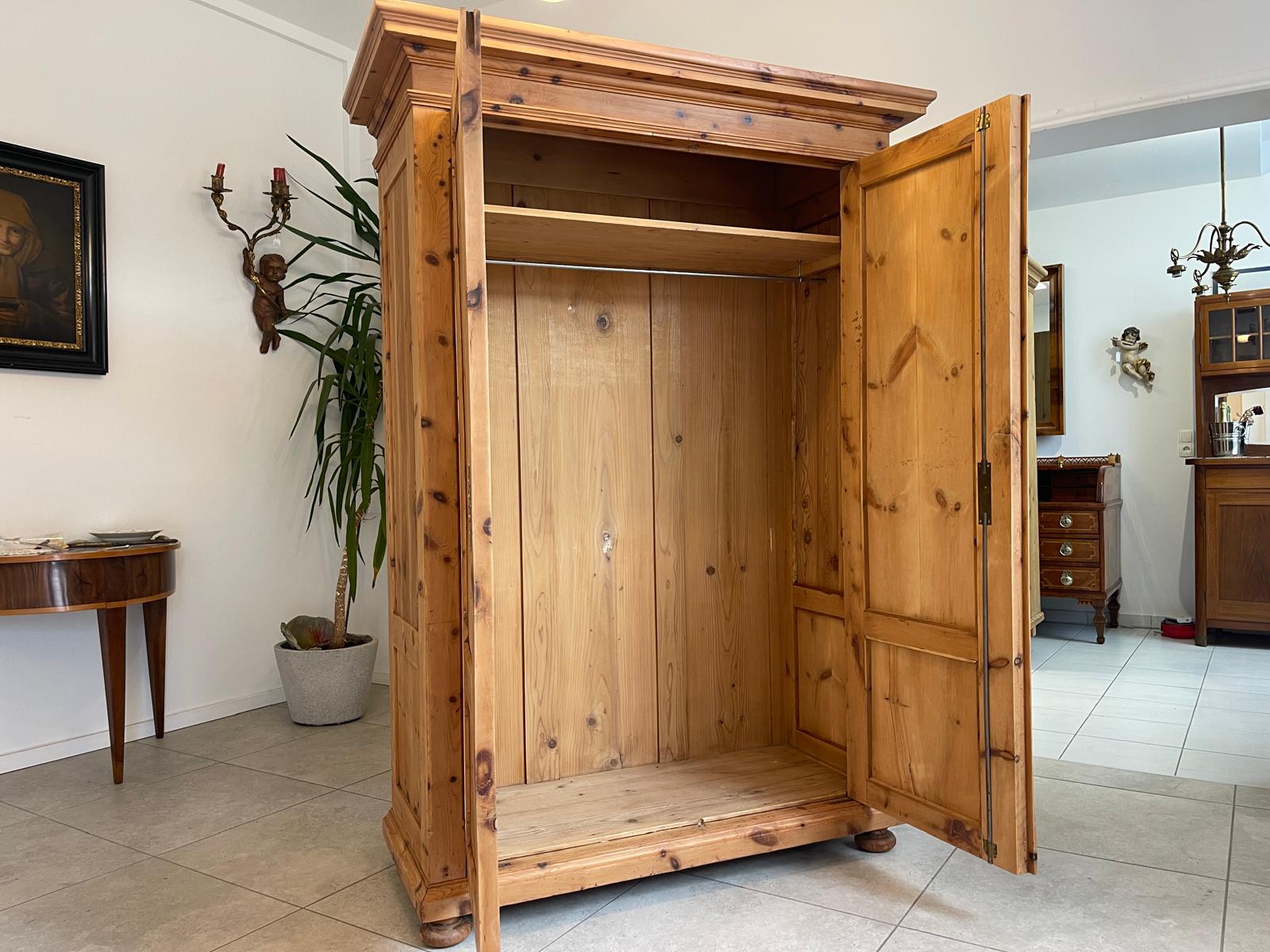 Zirbenholz Schrank Kasten Bauerschrank Kleiderkasten G1159