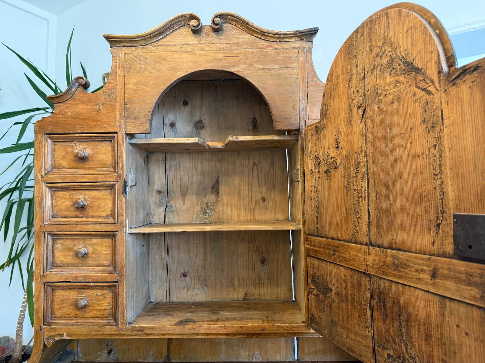 Bäuerlicher Bücherschrank Vitrine Bauernvitrine Bauernschrank Naturholz D2323