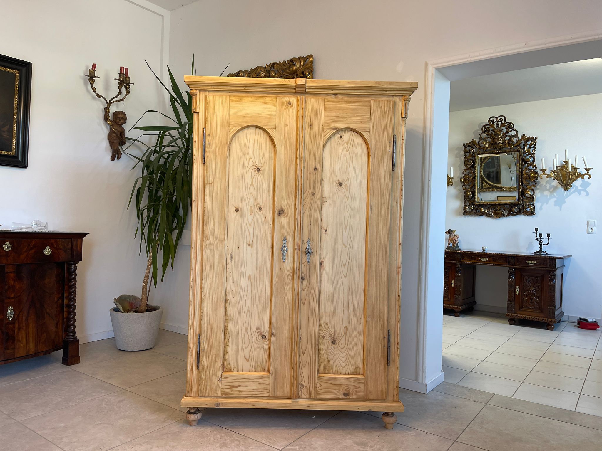 c67b7abd-1d3c-4a89-87c6-1e791b755973-2 Steirischer Bauernschrank Antik Gründerzeit Bauernkasten Naturholz A4828