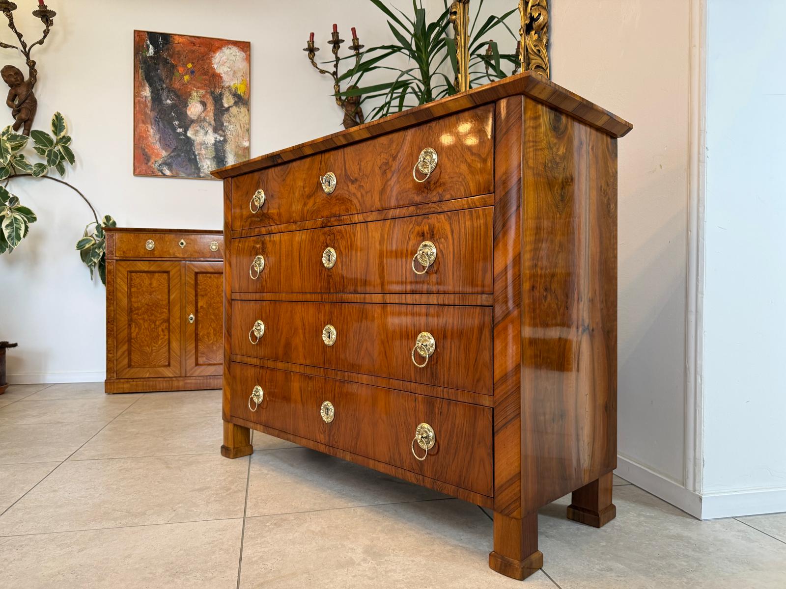 Restaurierte Biedermeier Kommode 4 Ladenkommode Nussholz Antiquität D1197