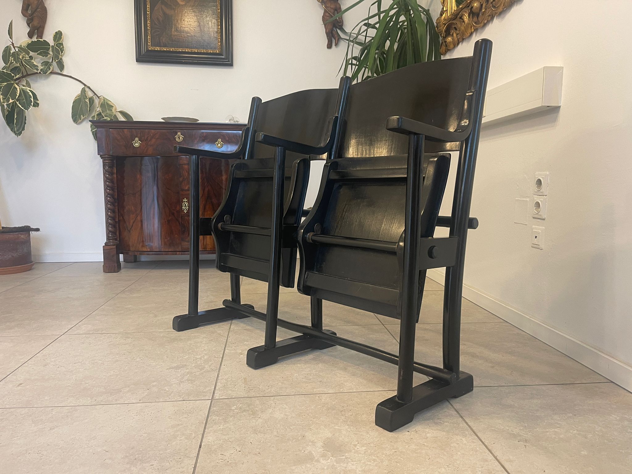 8df136e8-4058-4318-bac3-181070cc2e7e Praktische Kinostuhlreihe 2er Kinosessel Klappstuhl Vintage A5000