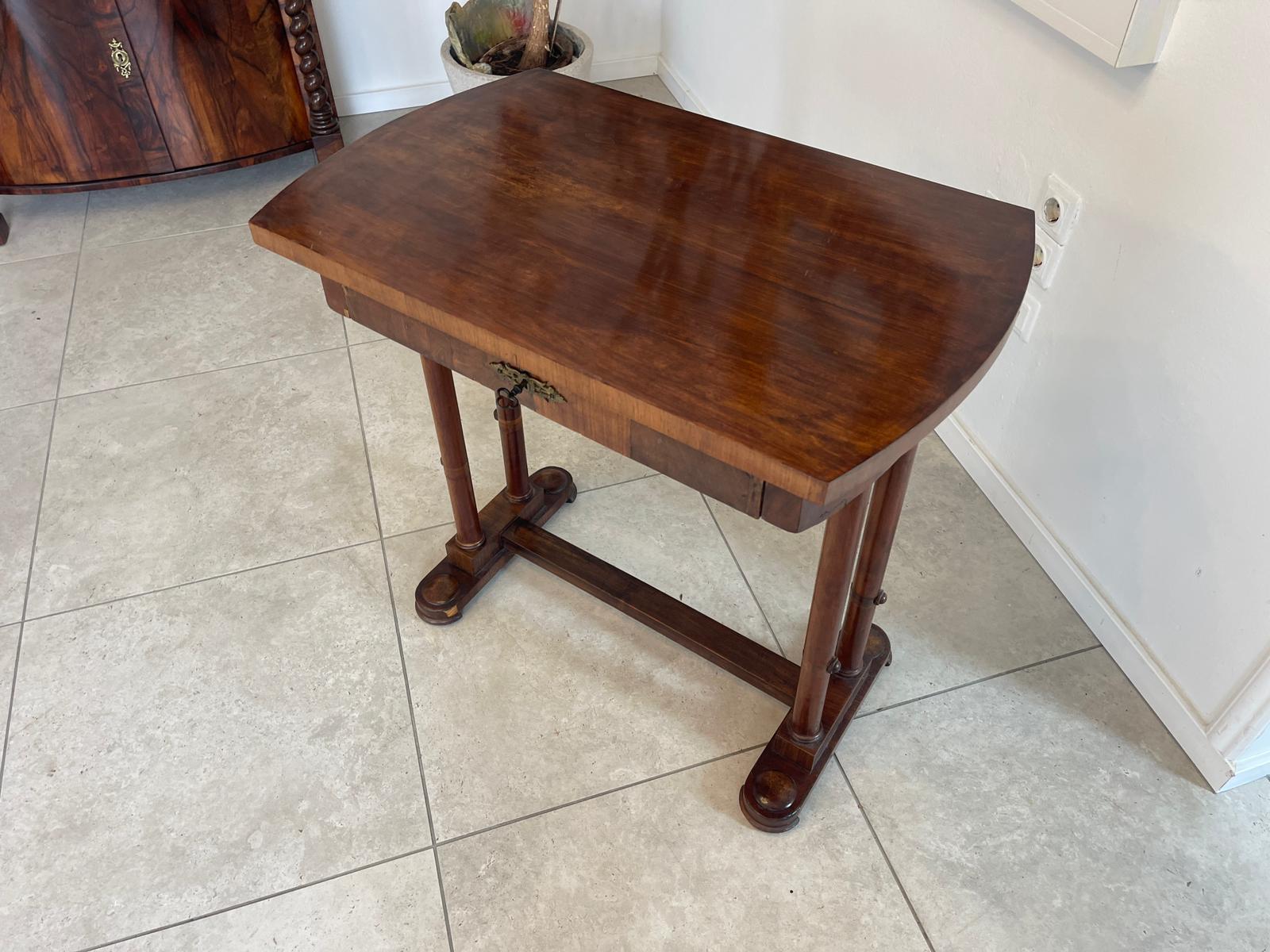c09bfd2e-ac1f-497b-918d-acb598c98300 Originales Biedermeier Tischerl Nähtischerl A4935