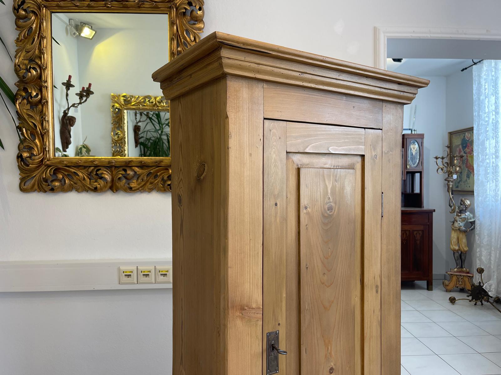 Bäuerlicher 1 türiger Bauernschrank Jugendstil Naturholzschrank G1320