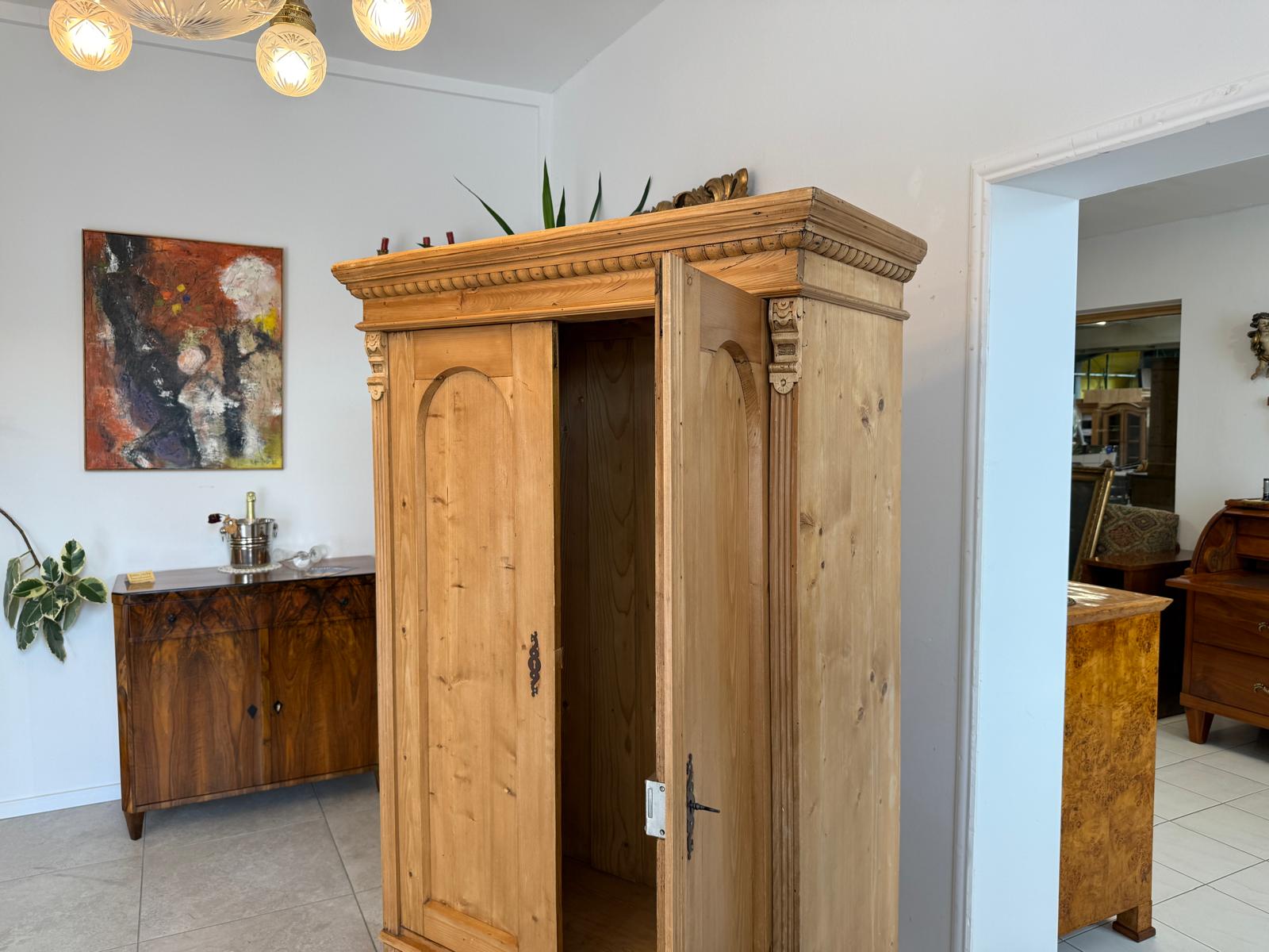 Original Gründerzeit  Bauernschrank Bauernkasten Kasten G1960