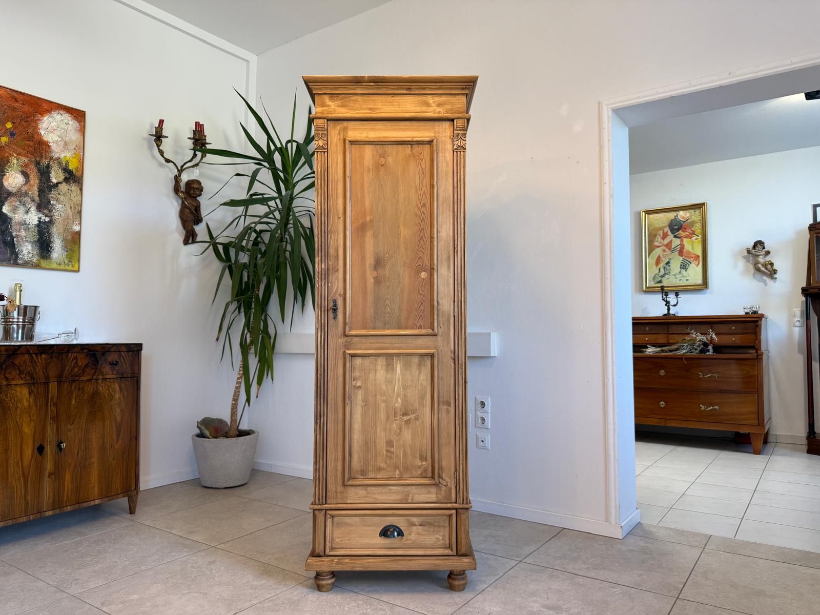 Bäuerlicher Gründerzeit Bauernschrank Naturholzschrank G2040