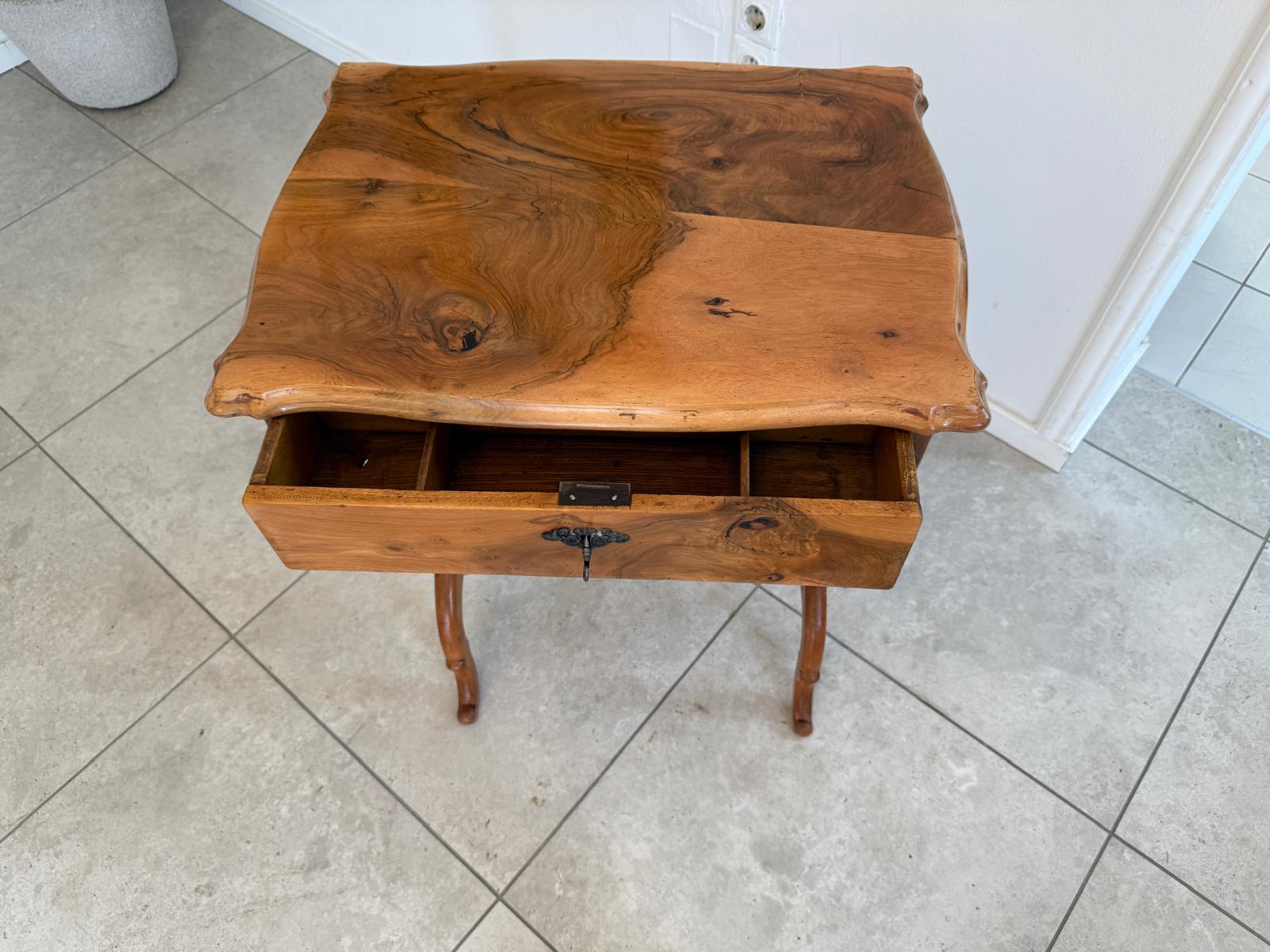 Sale Originales Biedermeier Tischerl Nähtischerl Beistelltisch G1796