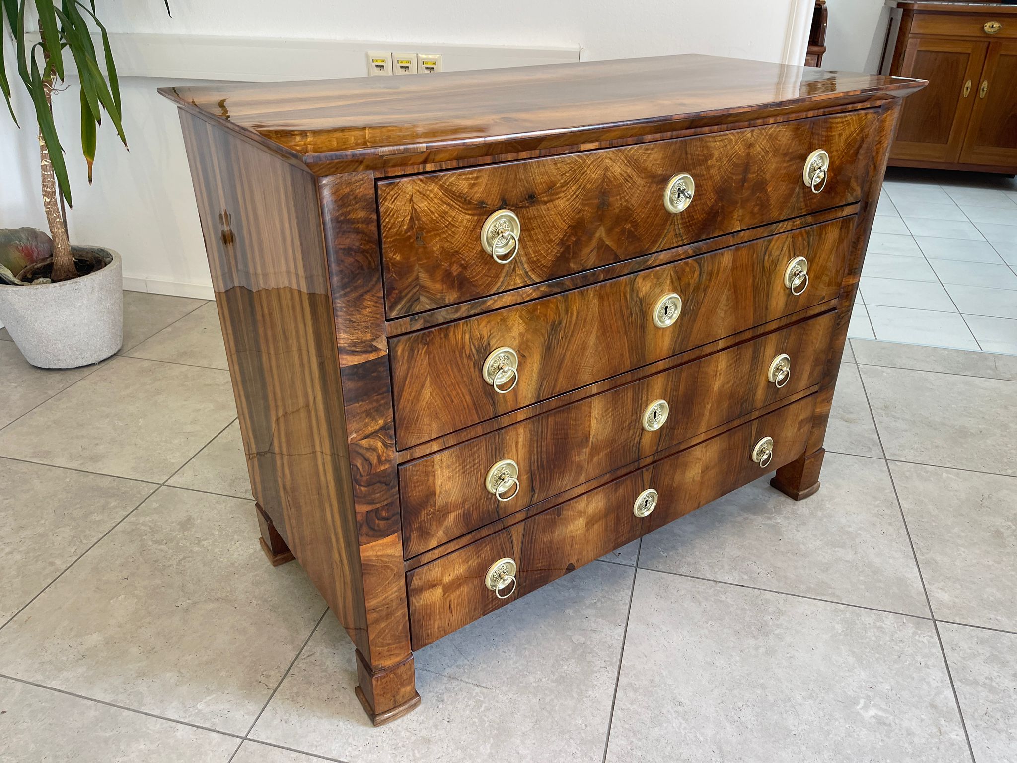 Sale Restaurierte Biedermeier Kommode Nussholz Antiquität Antik G1136