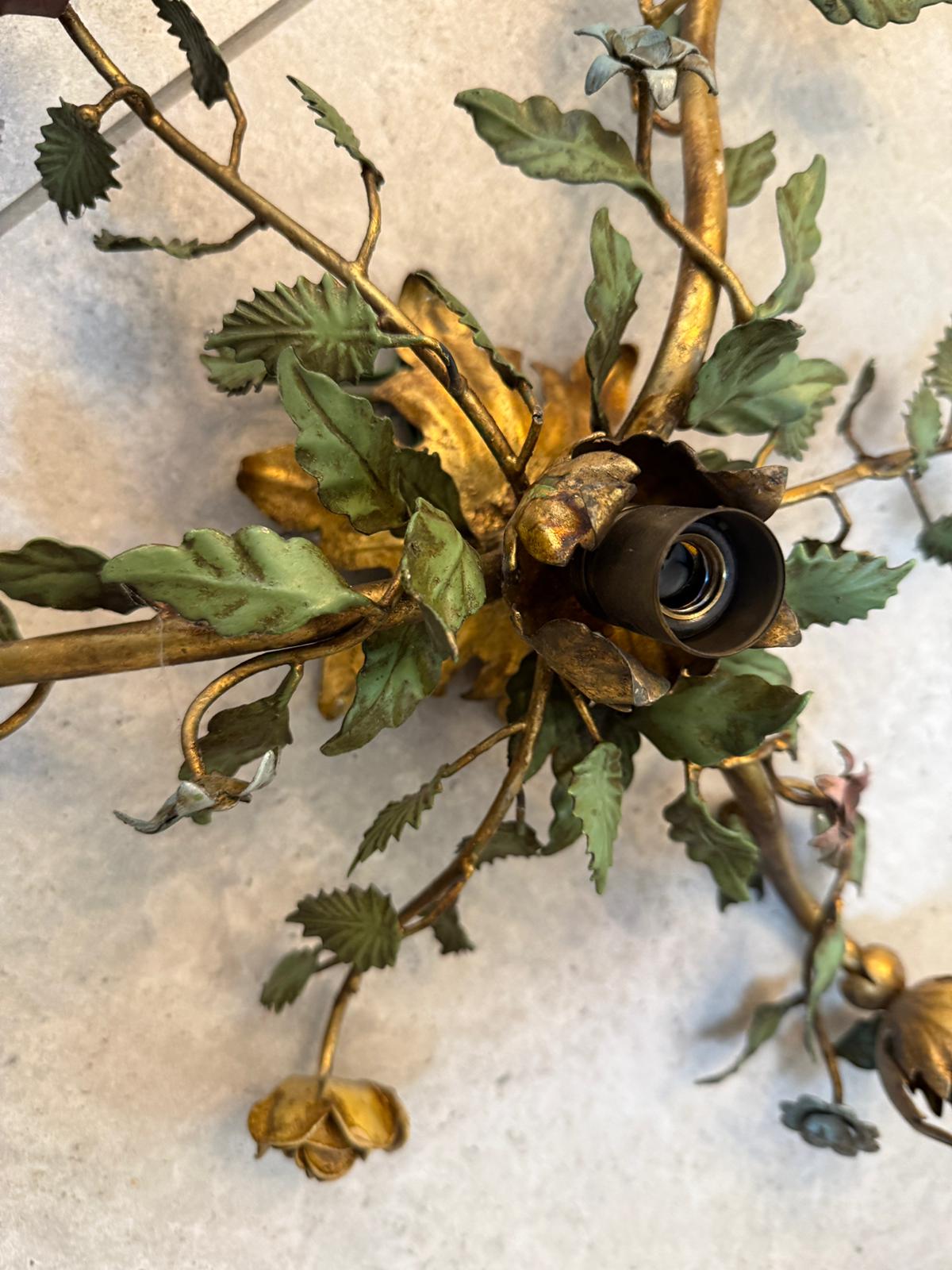 Florale Figurale Wandleuchte Metallleuchte Luster D1066