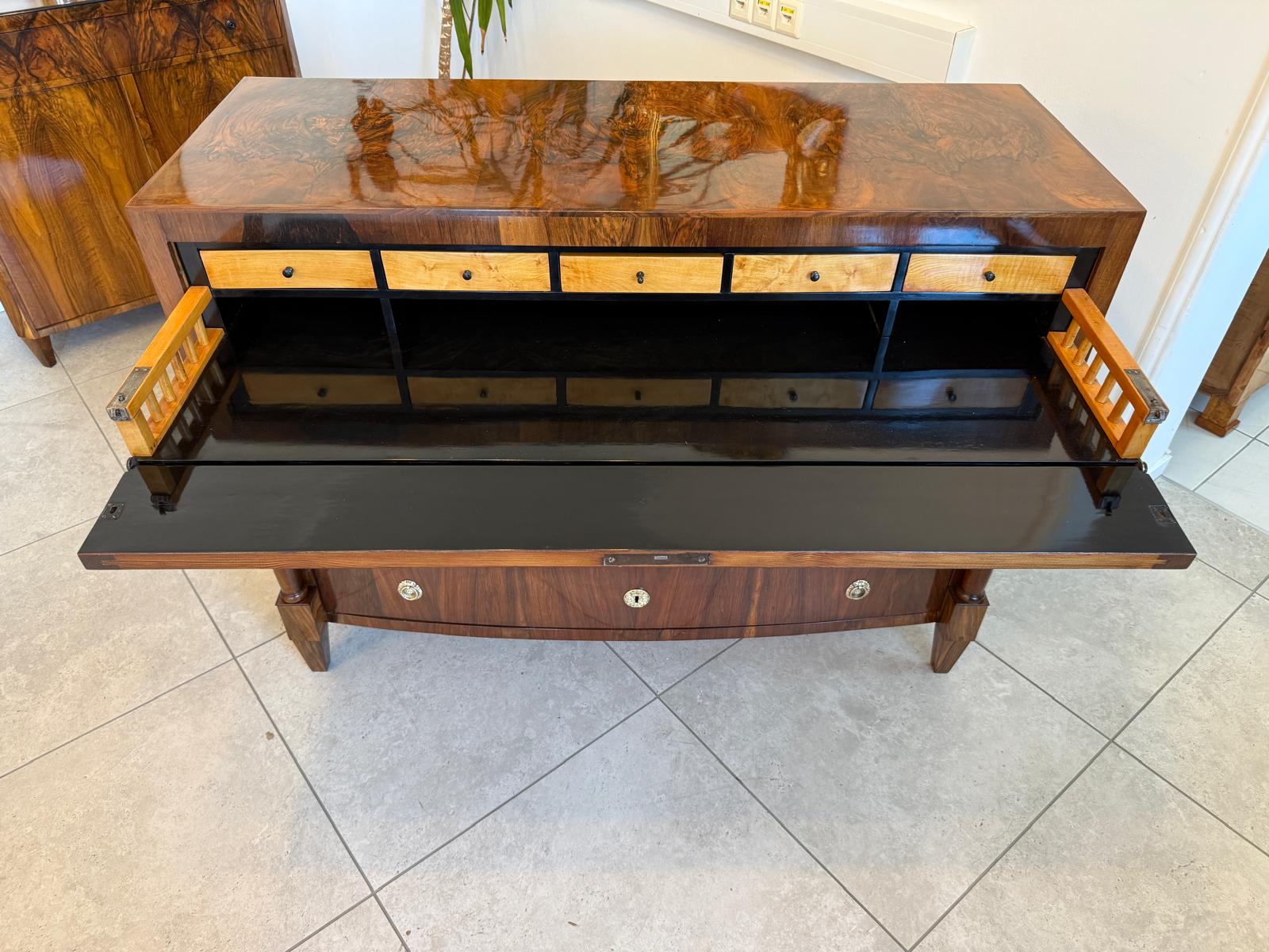Restaurierte Biedermeier Schreibkommode Nussholz Antiquität G1967