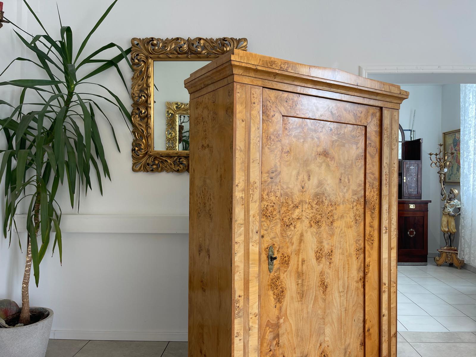 Sale Maserbirkenholz Biedermeier Schrank Kasten Originalstück G1352
