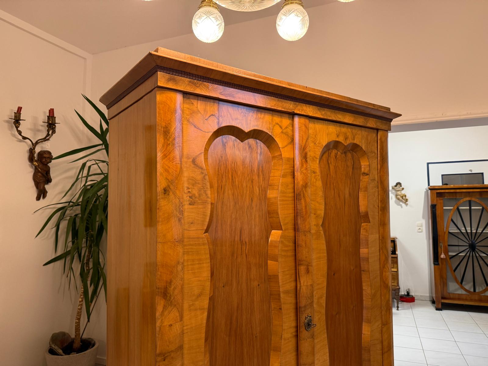 Original Biedermeier Schrank Kleiderkasten Keilschrank G2329