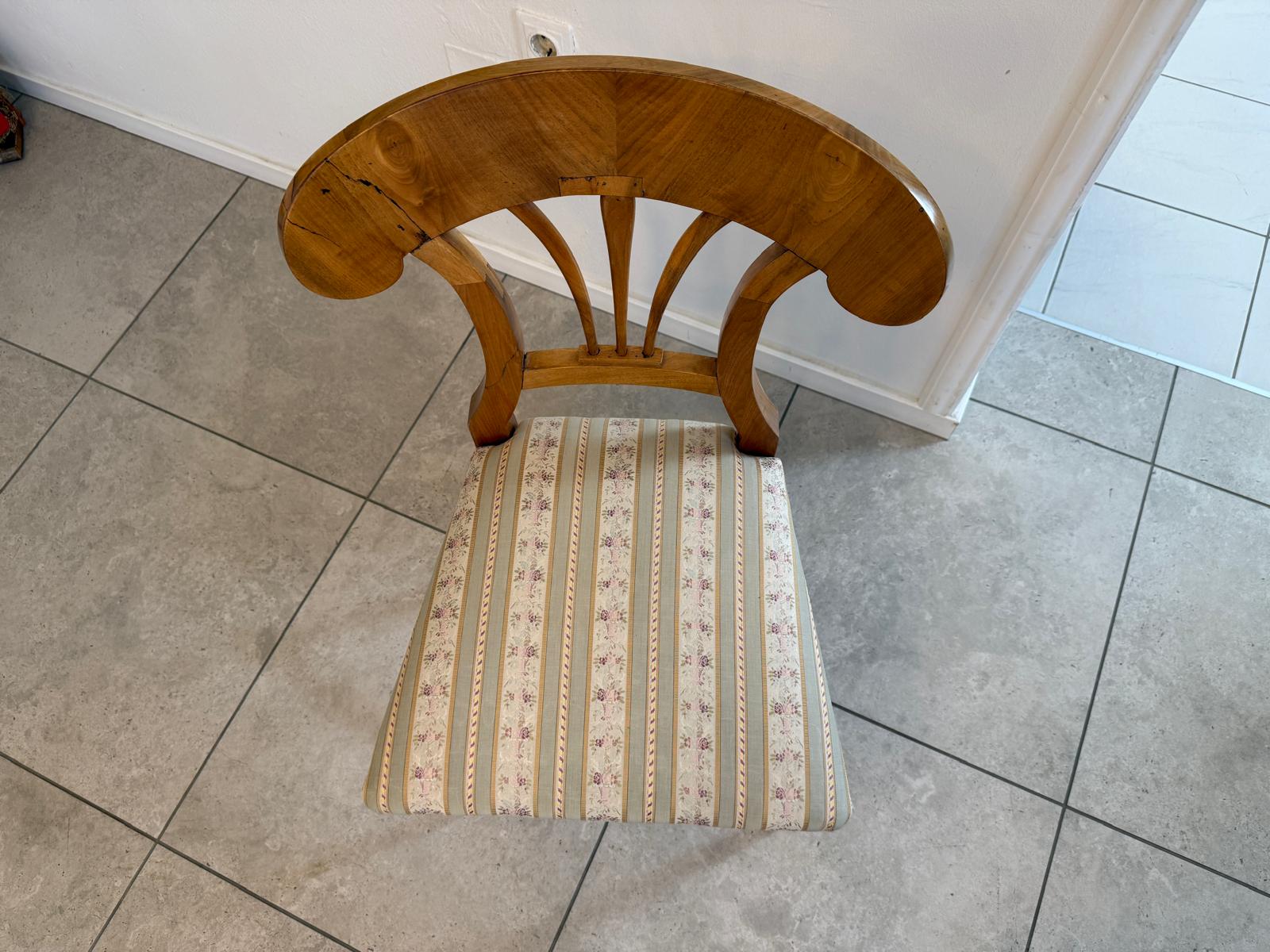 Originaler Biedermeier Sessel Nussholz Schaufelsessel D1004